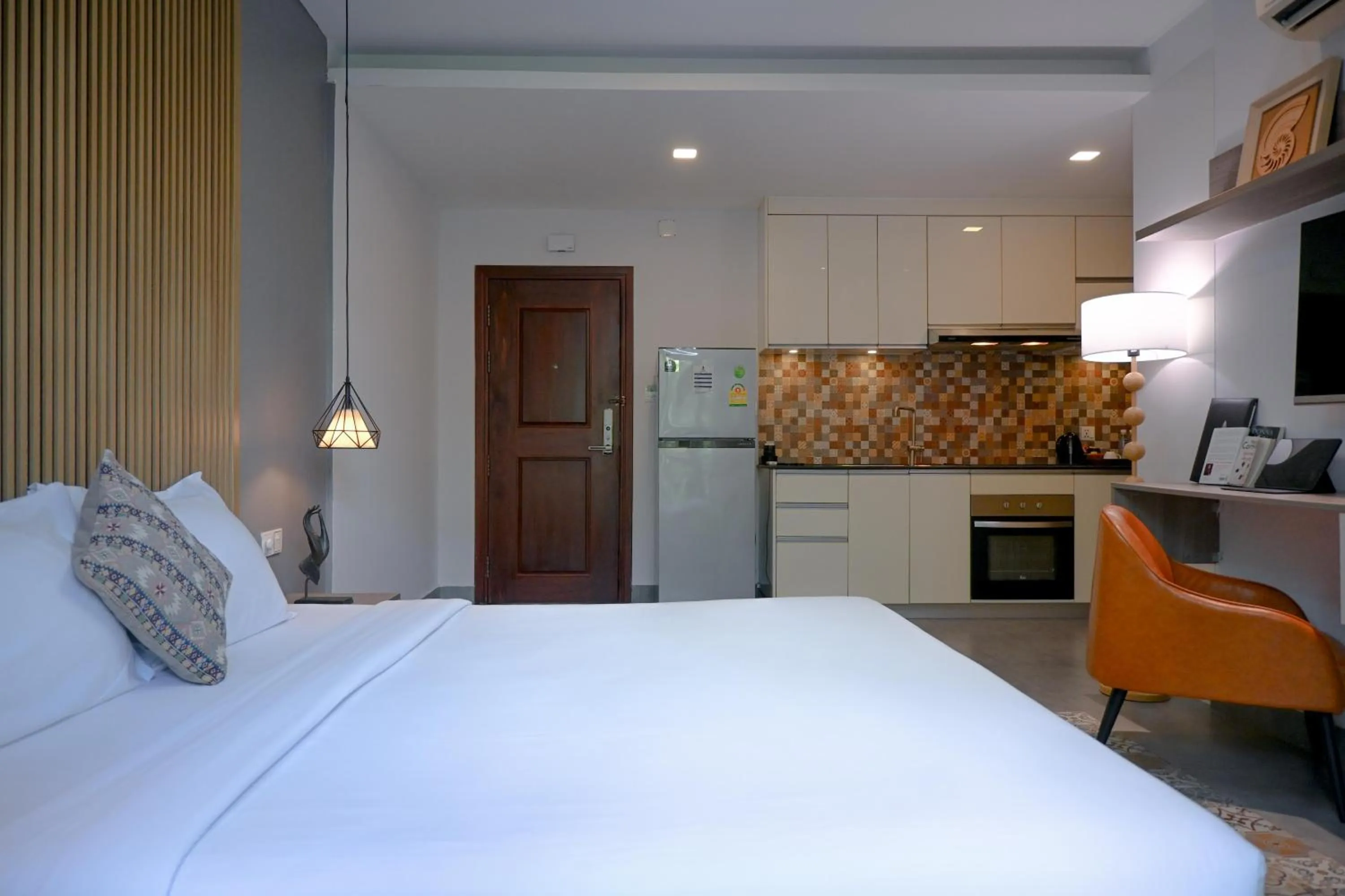 Bed in Phnom Penh 51 Hotel & Residences