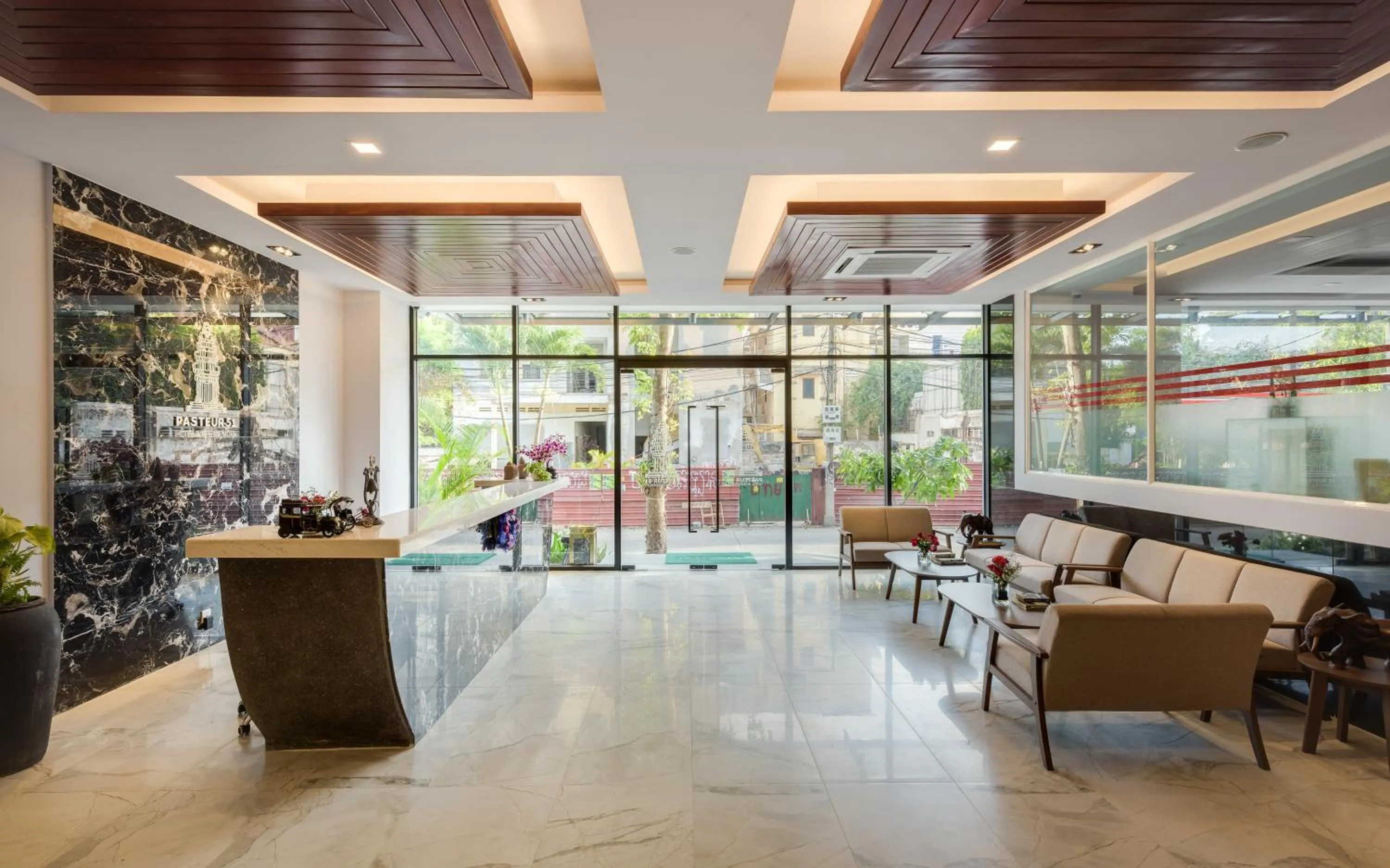 Living room in Phnom Penh 51 Hotel & Residences