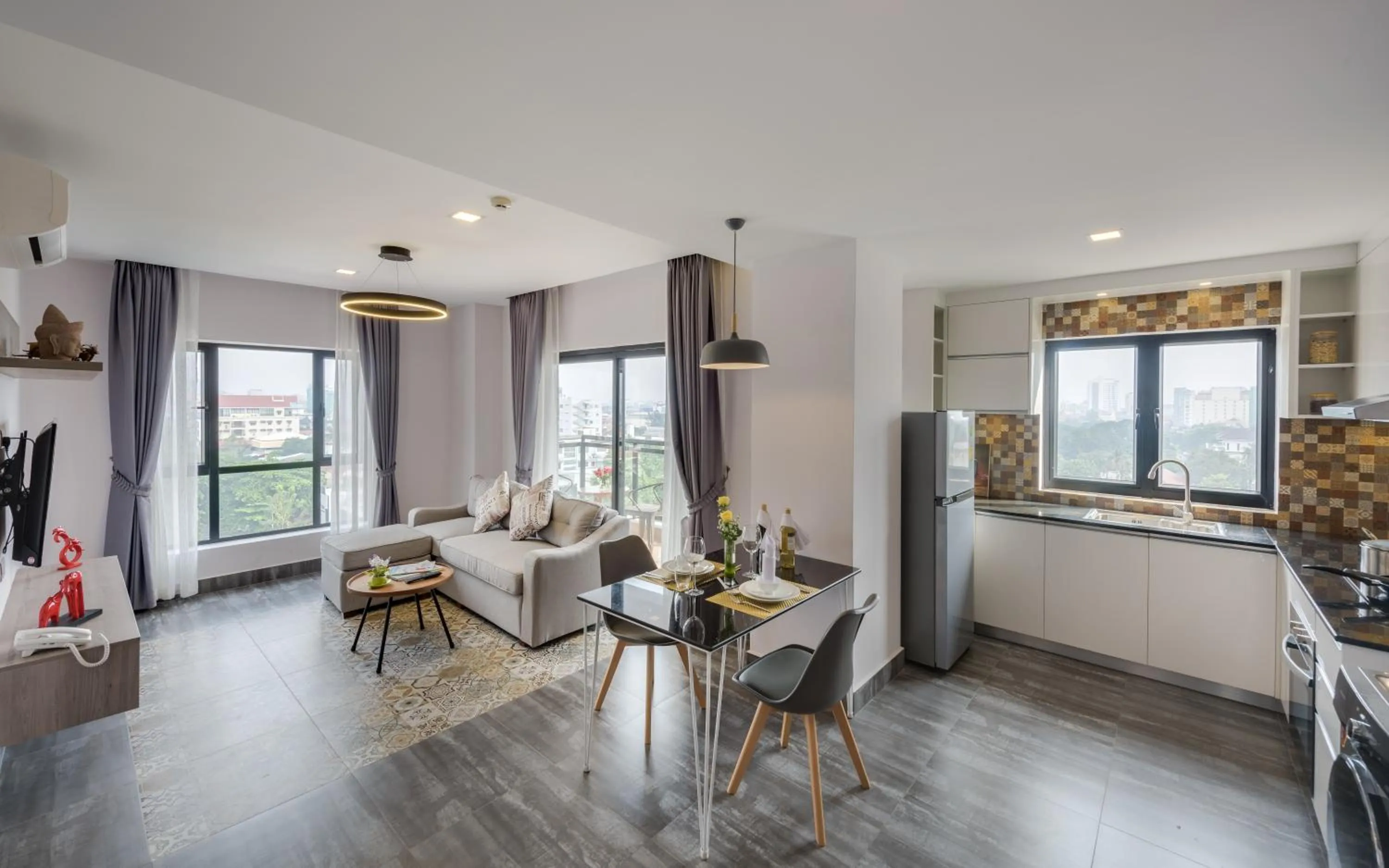 Kitchen or kitchenette in Phnom Penh 51 Hotel & Residences