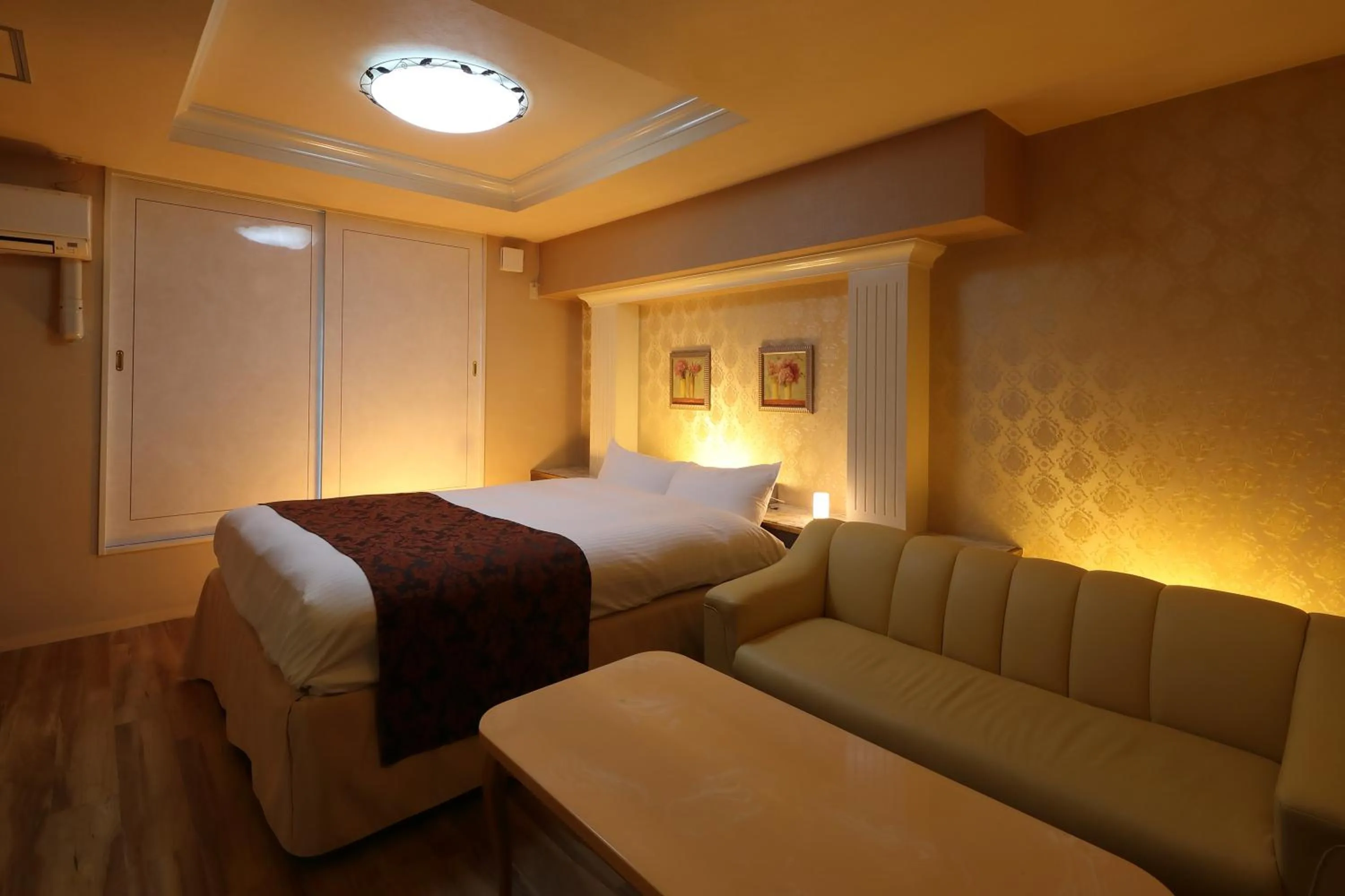 Photo of the whole room, Bed in Hotel Fine Olive Kyoto Yamashina (Adult Only)