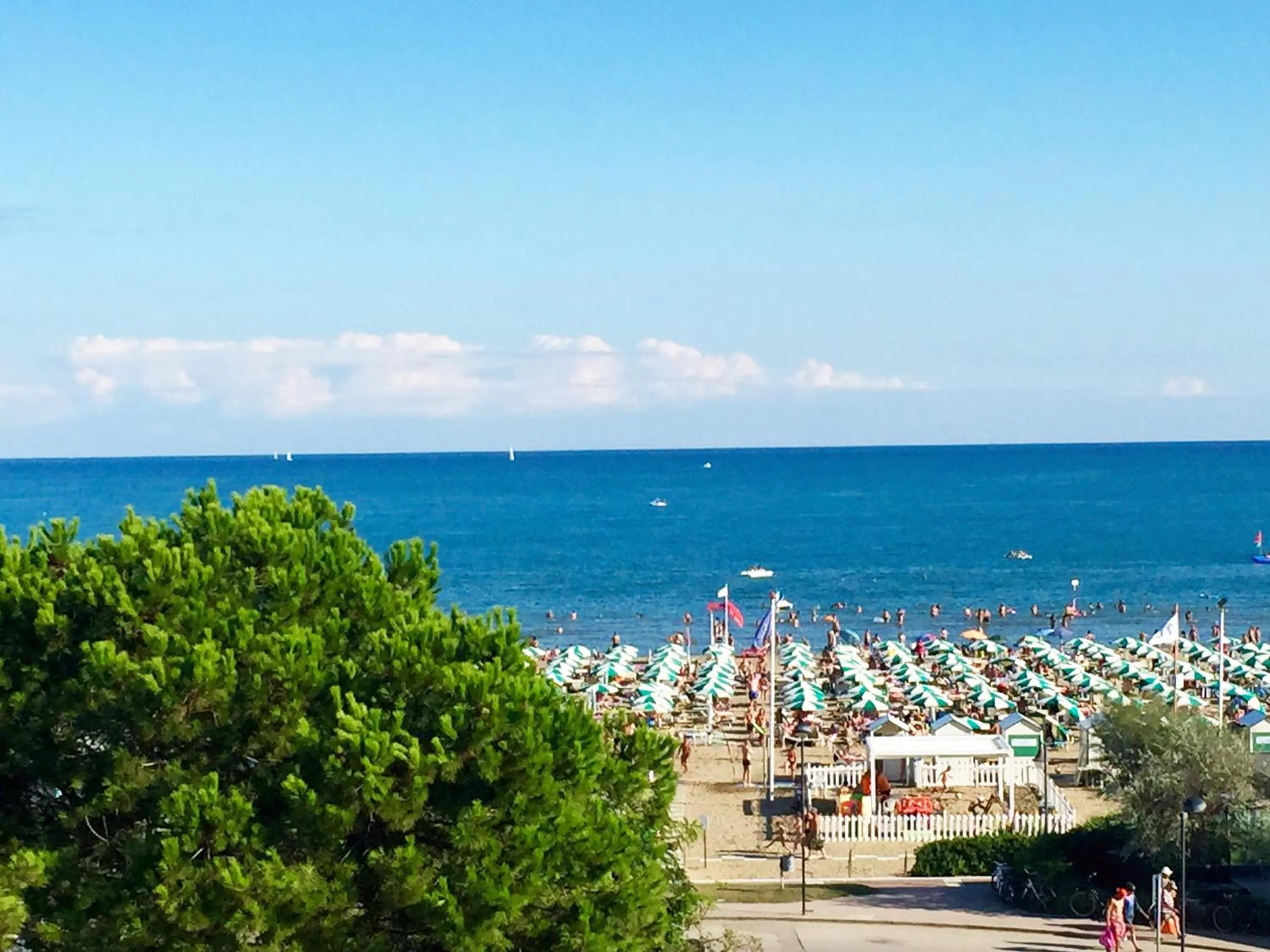 Day in Marina Verde Resort Official