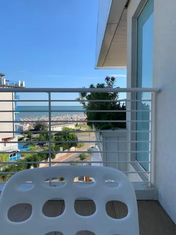 Balcony/Terrace in Marina Verde Resort Official