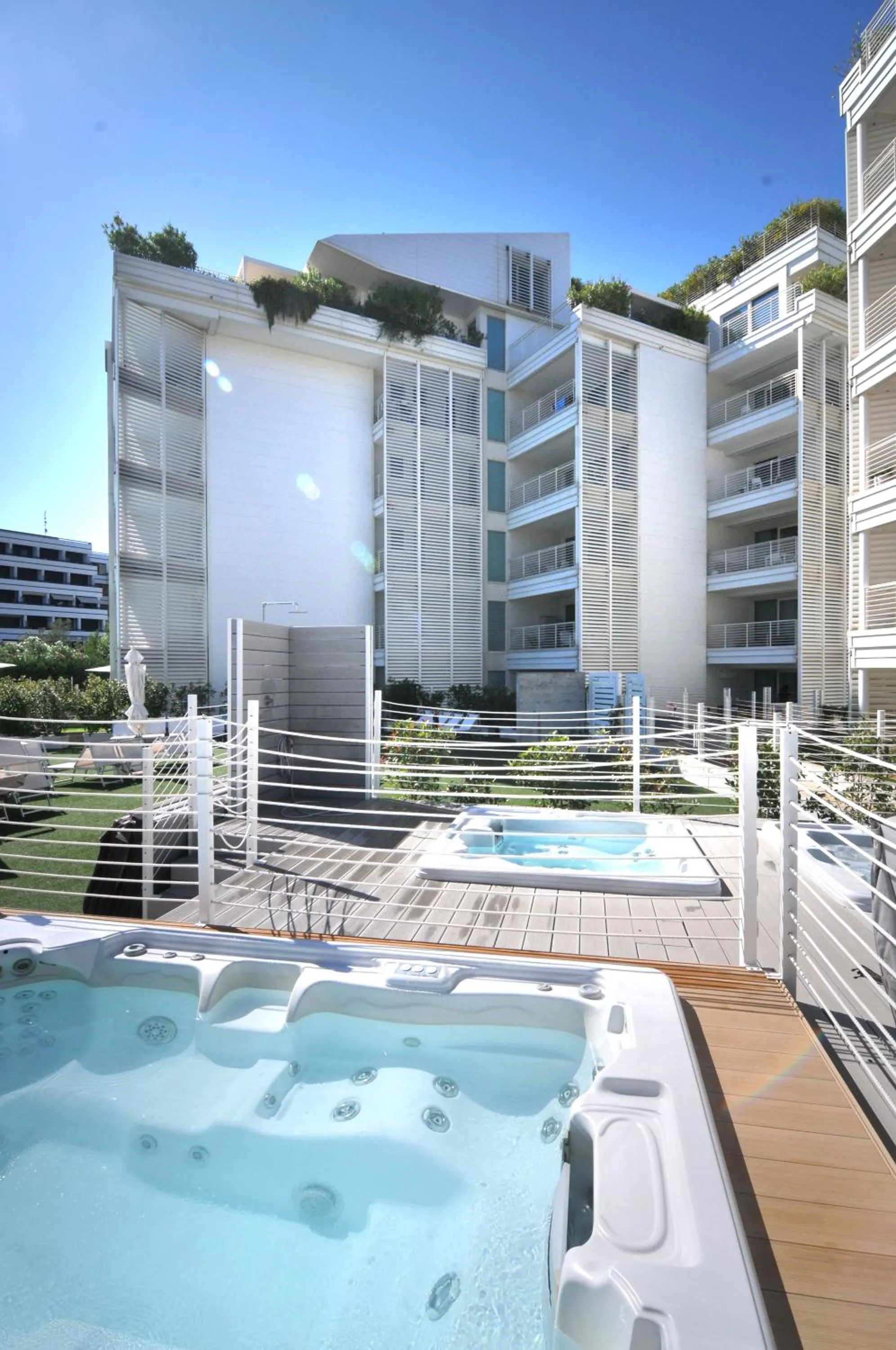 Property building in Marina Verde Resort Official