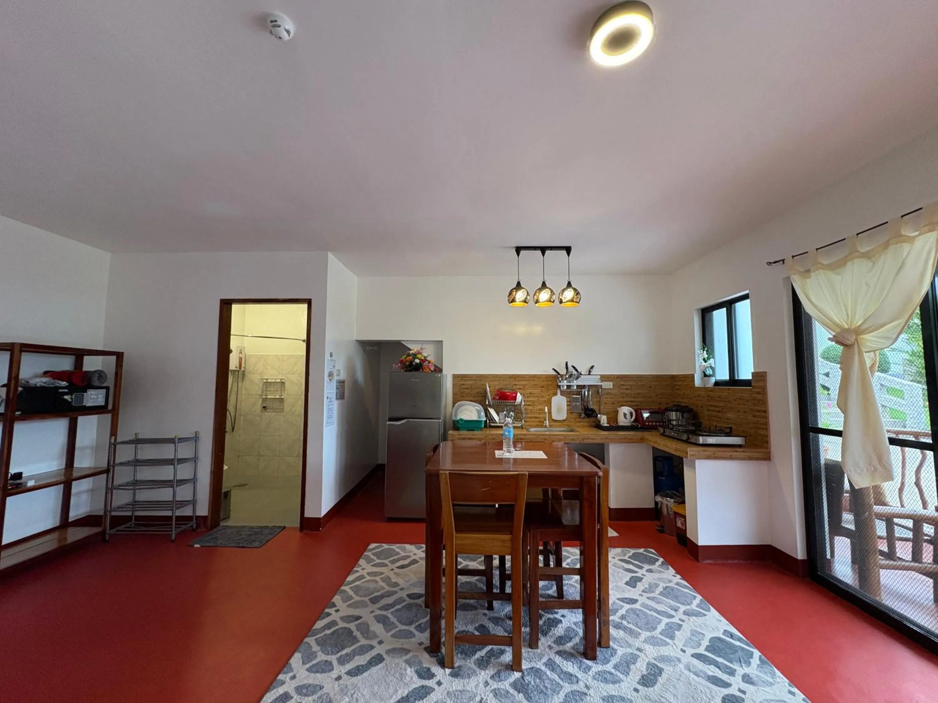 Kitchen or kitchenette in Tongatok Cliff Resort