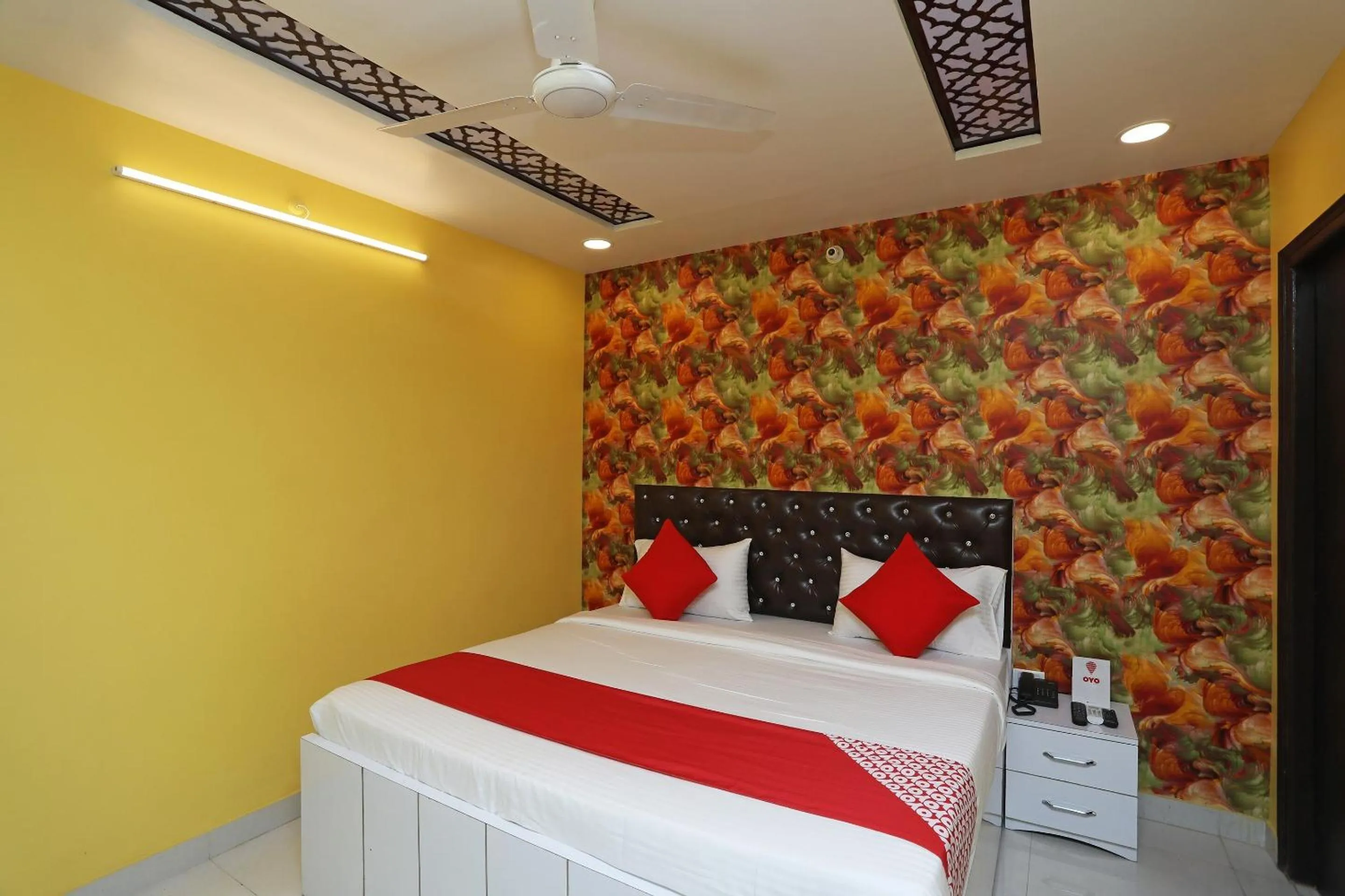 Bedroom, Bed in Super Hotel O Richa Grand