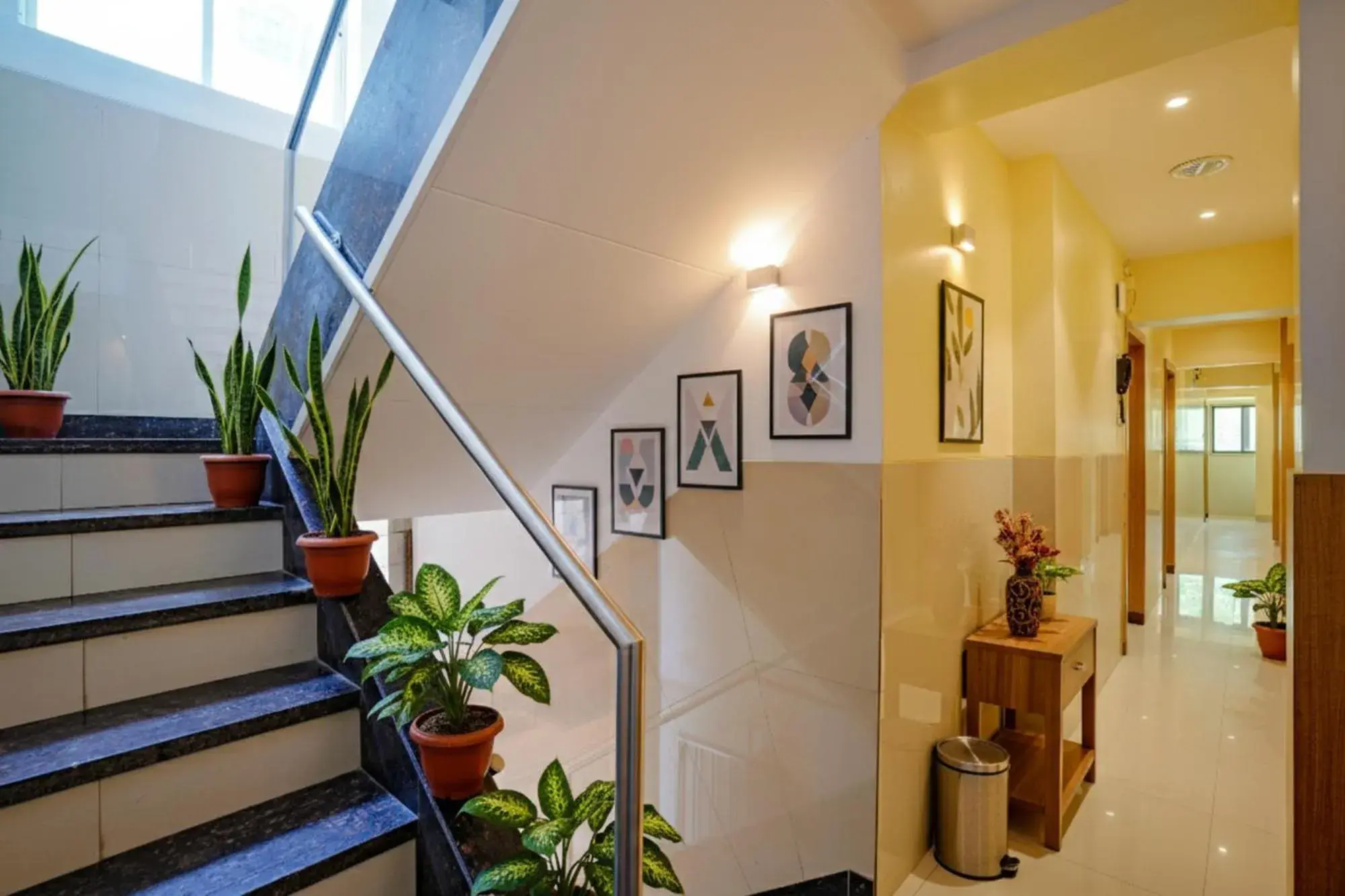 FabHotel Starwood Residency - 100M From Dr DY Patil Stadium FabHotel Starwood Residency - 100M From Dr DY Patil Stadium