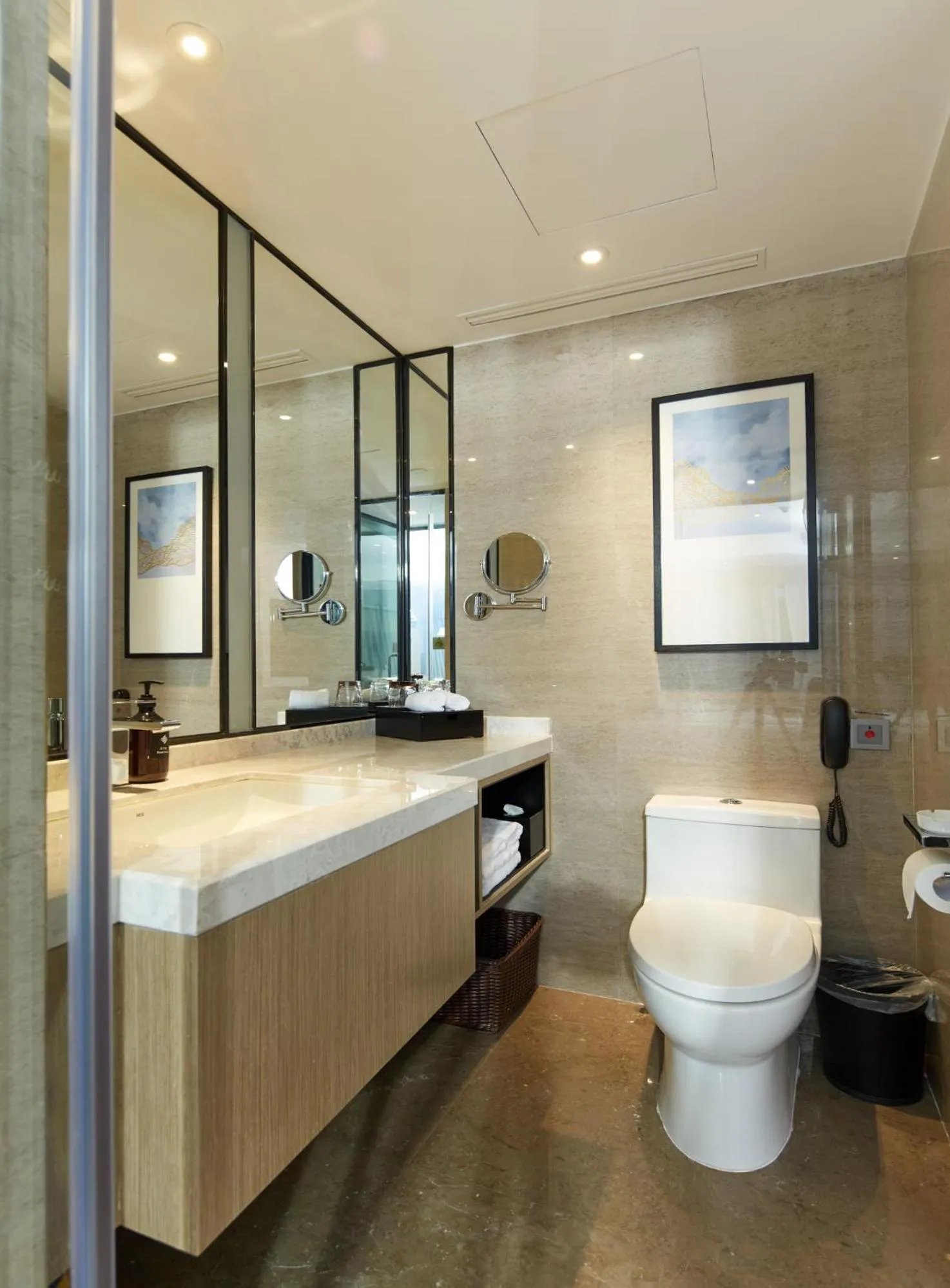 Zenith Hotel-Near Train Station & The Mixc