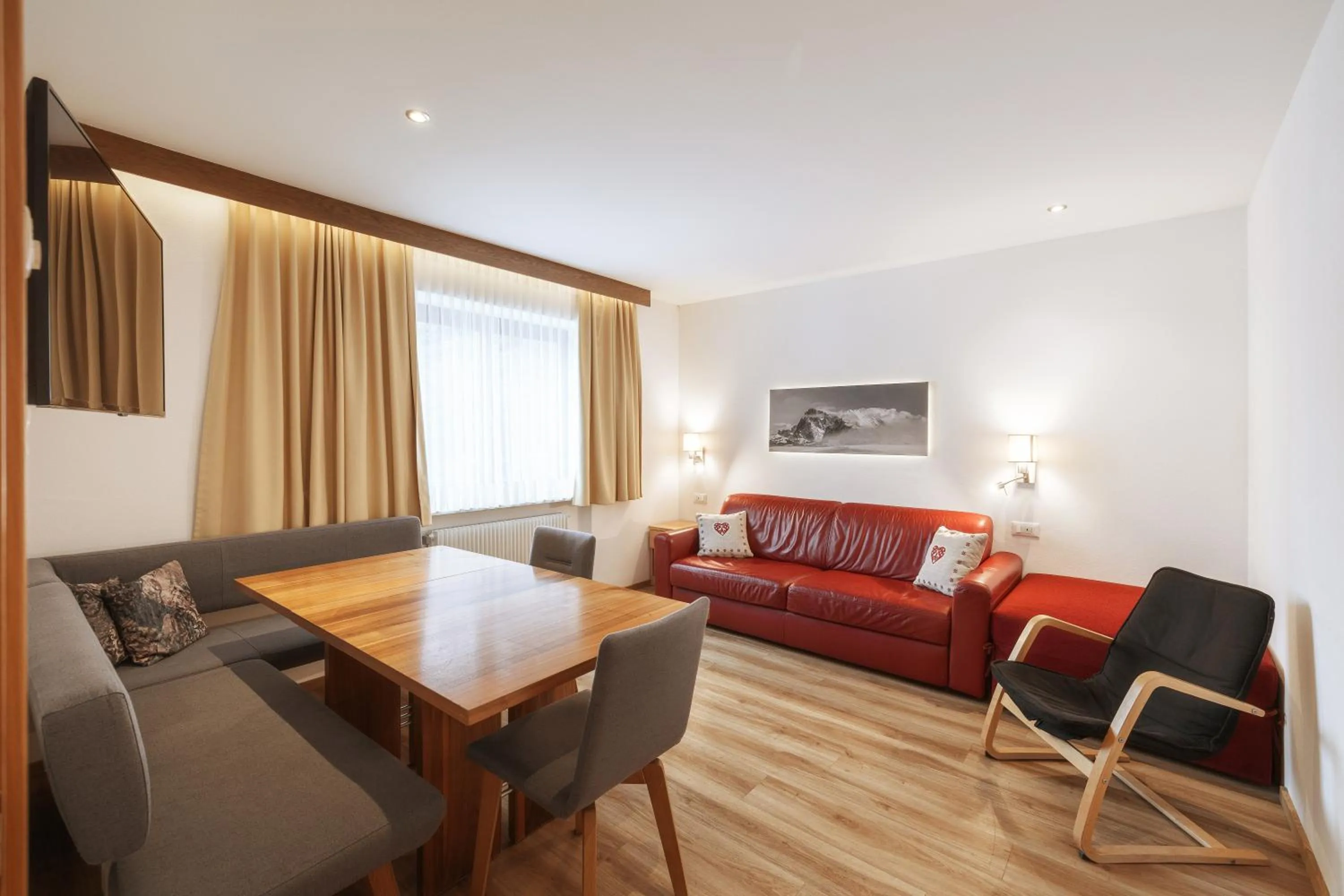 La Tambra - Residence - Central with Restaurant