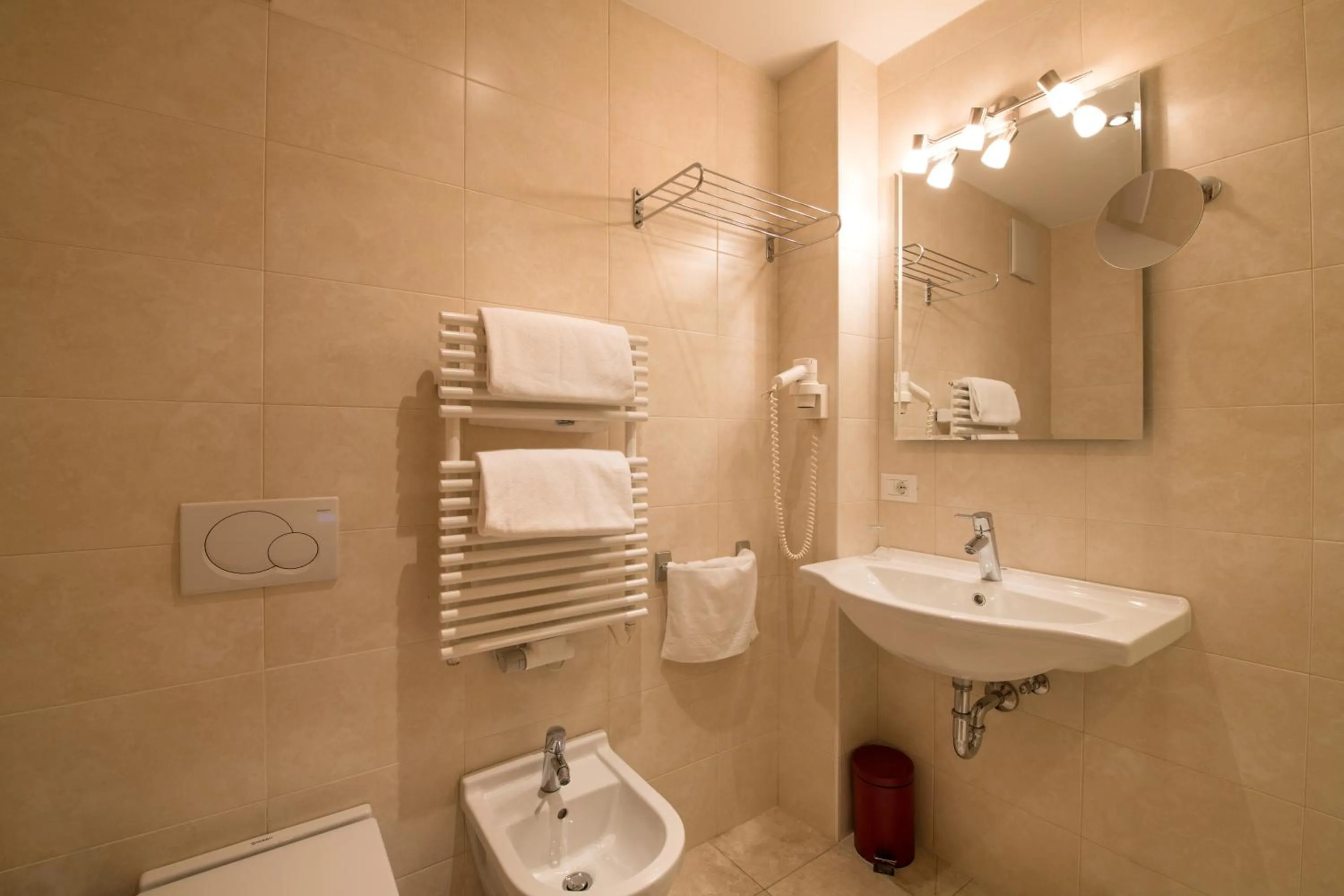 Bathroom in La Tambra - Residence - Central with Restaurant