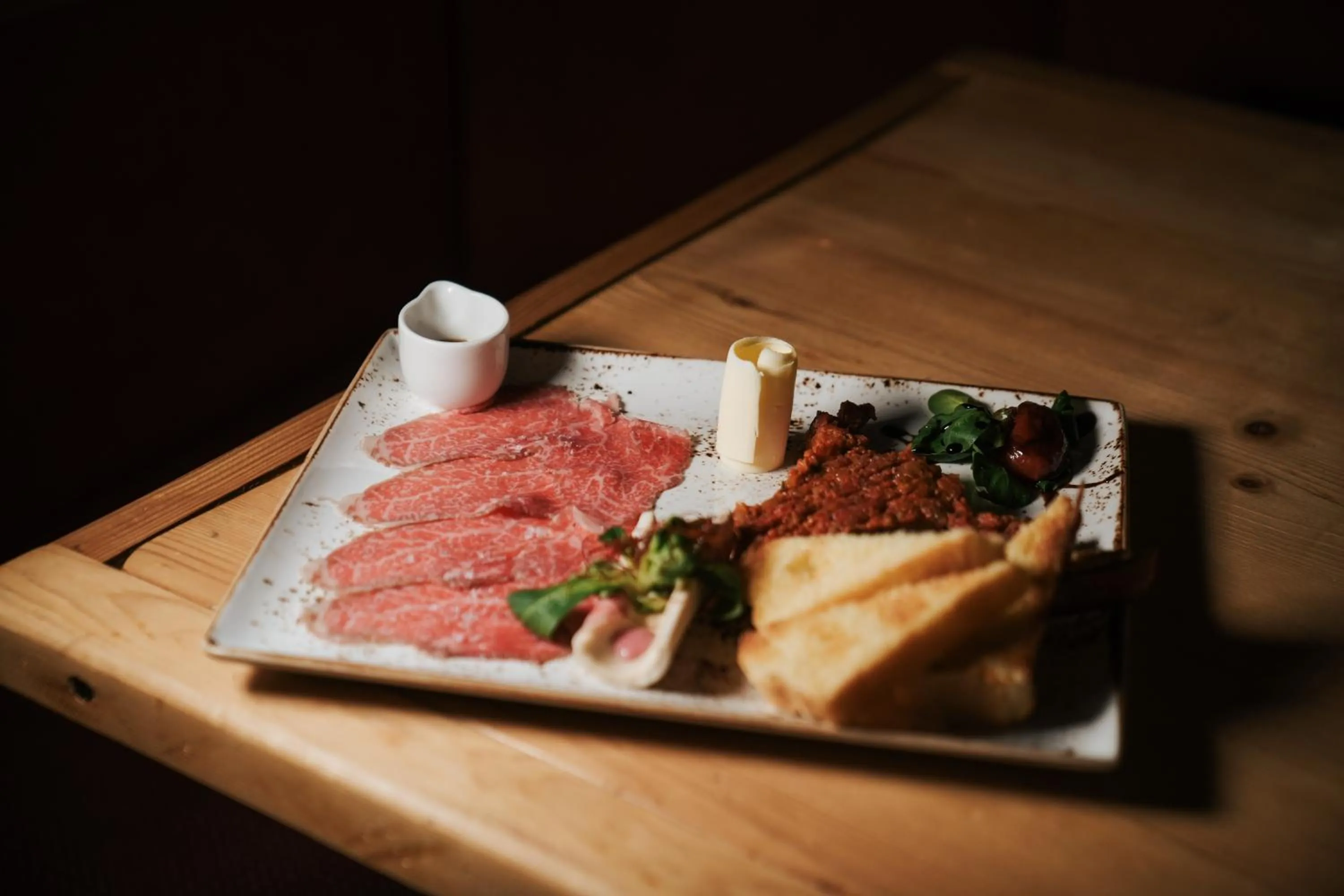 Food in La Tambra - Residence - Central with Restaurant