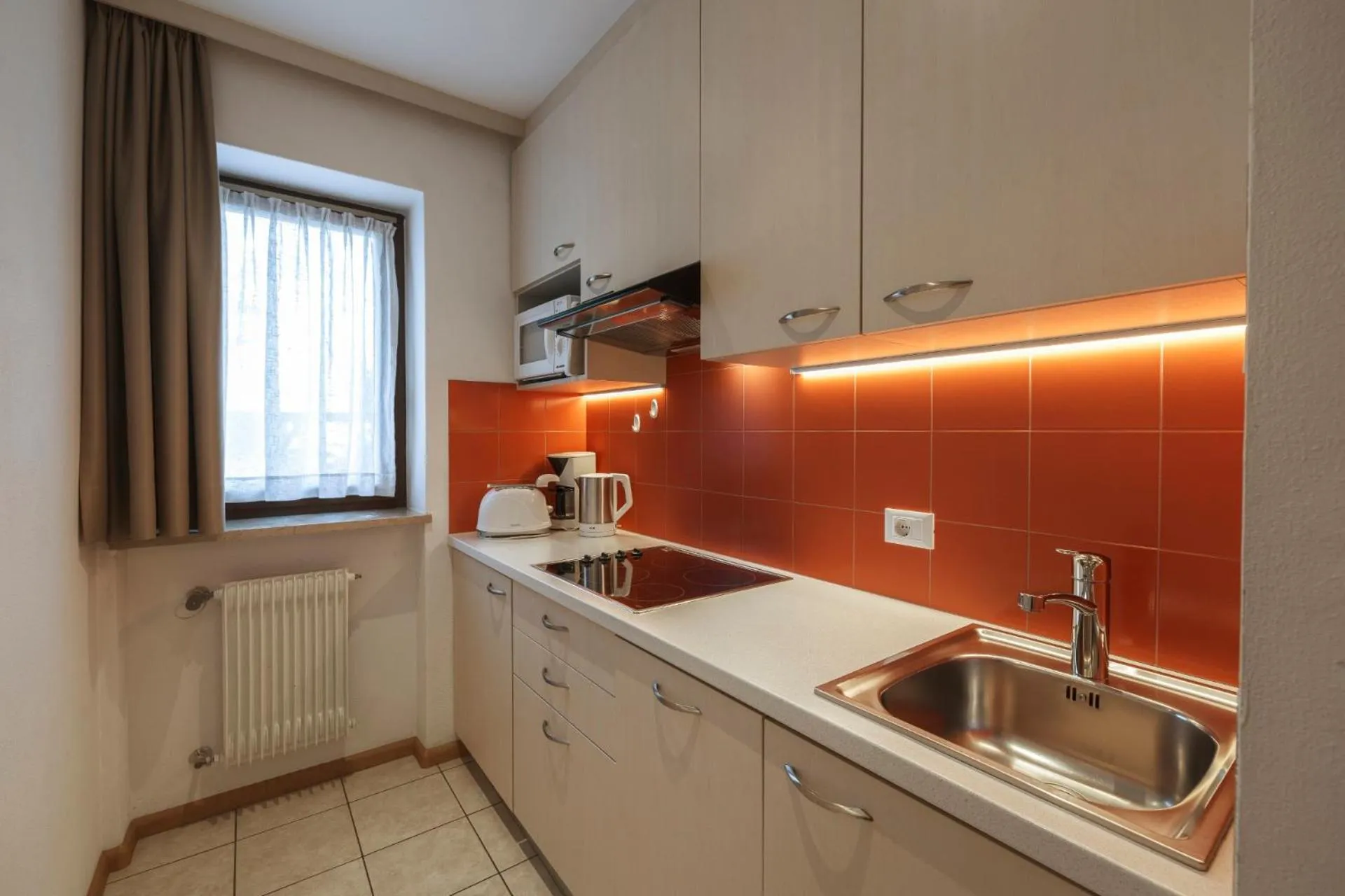 La Tambra - Residence - Central with Restaurant