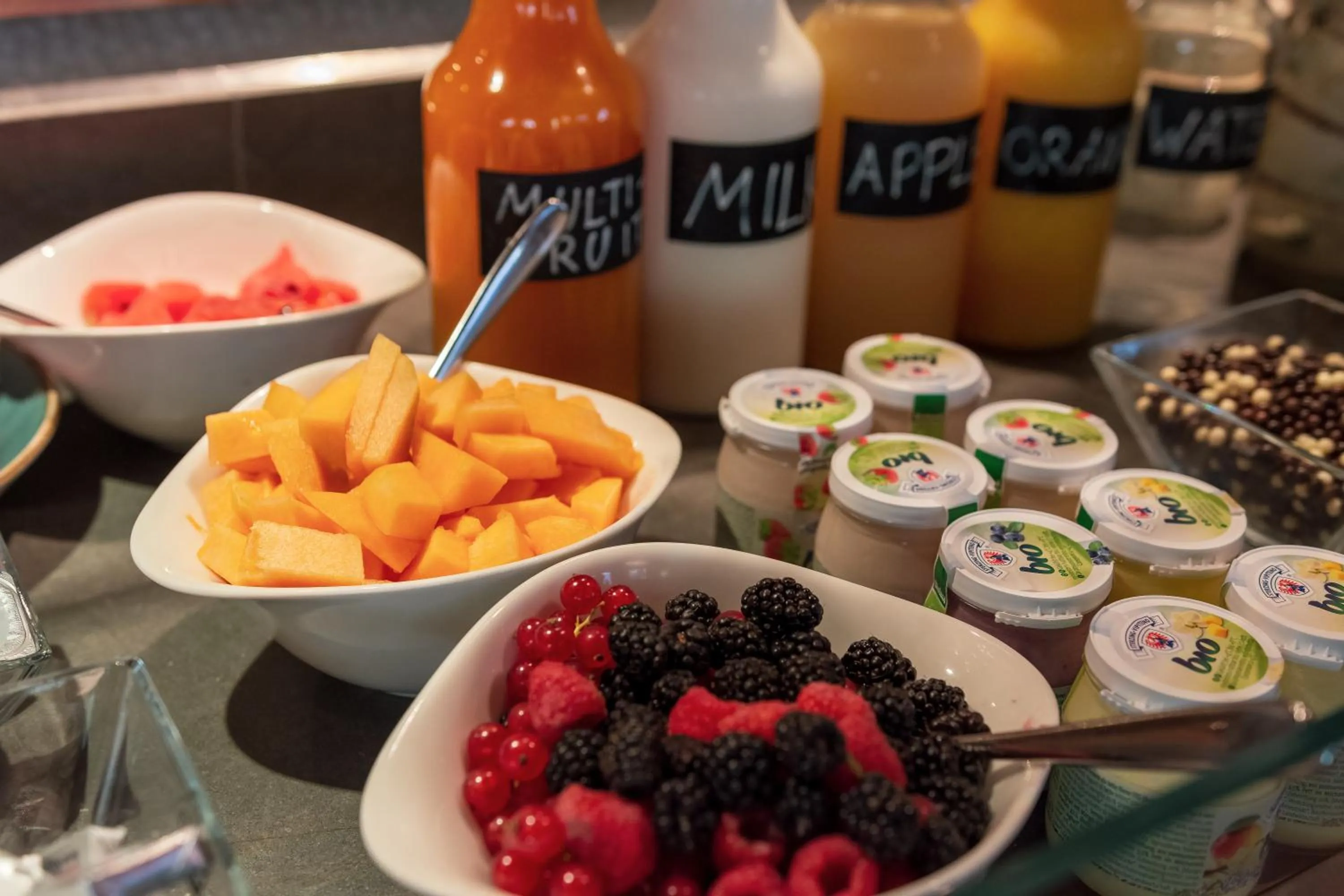 Food and drinks in La Tambra - Residence - Central with Restaurant