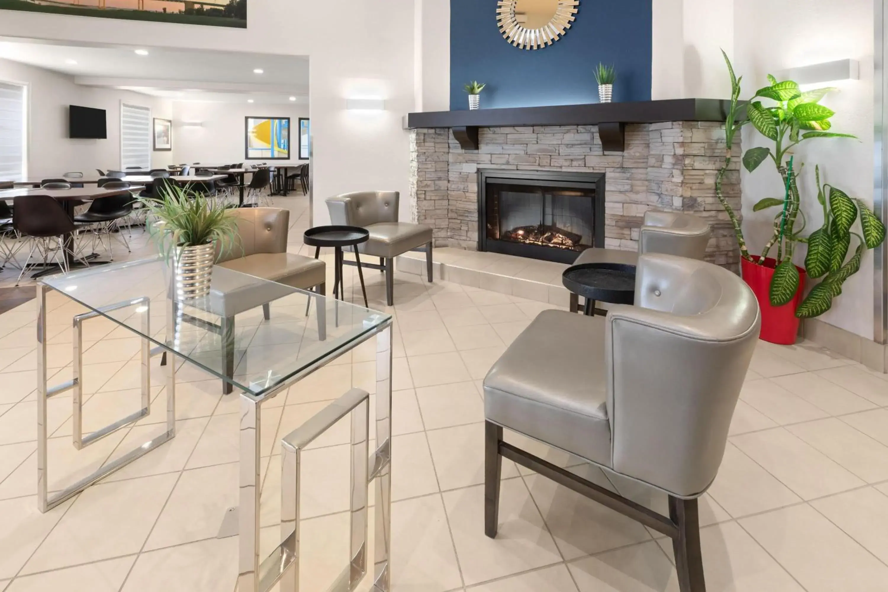 Lobby or reception in Super 8 by Wyndham Trois-Rivieres Lobby or reception in Super 8 by Wyndham Trois-Rivieres
