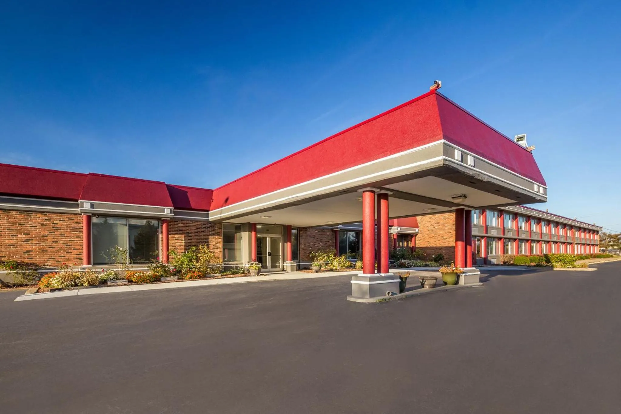 Property building in Red Roof Inn Winchester - Lexington East
