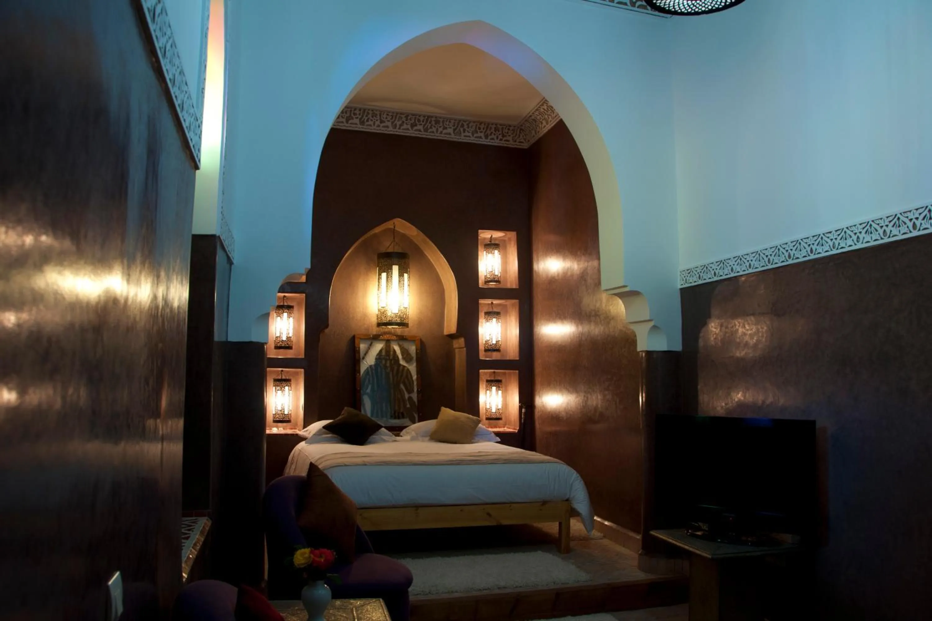 Bed in Riad Granvilier