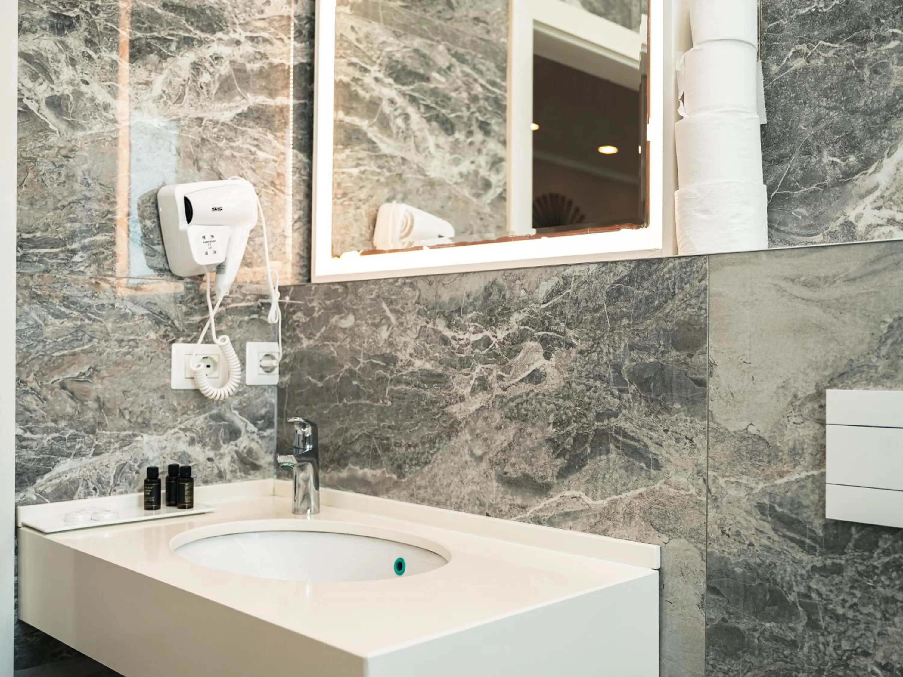 Bathroom in VM Resort & SPA