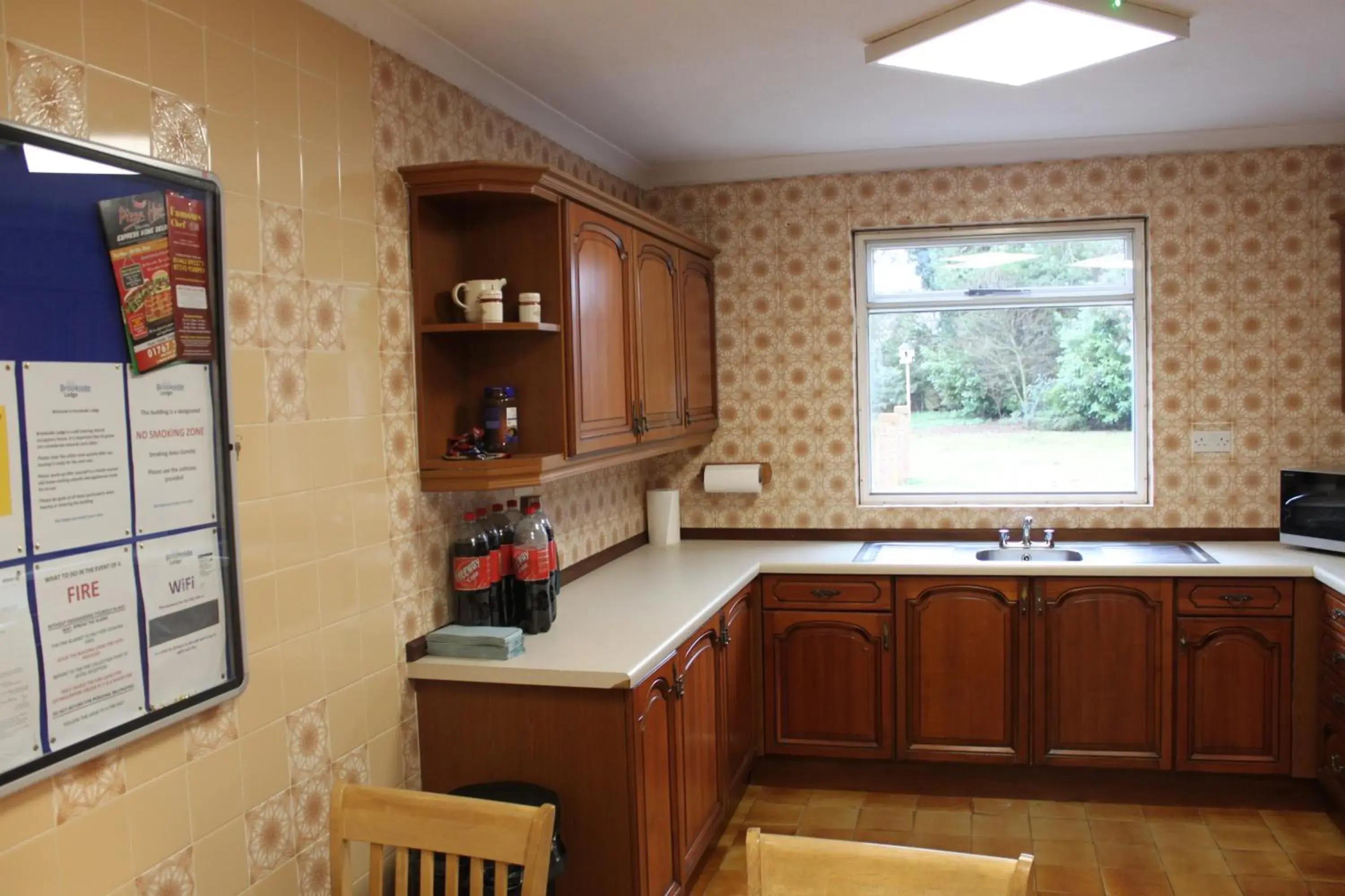 Kitchen or kitchenette, Kitchen/Kitchenette in Brookside Lodge