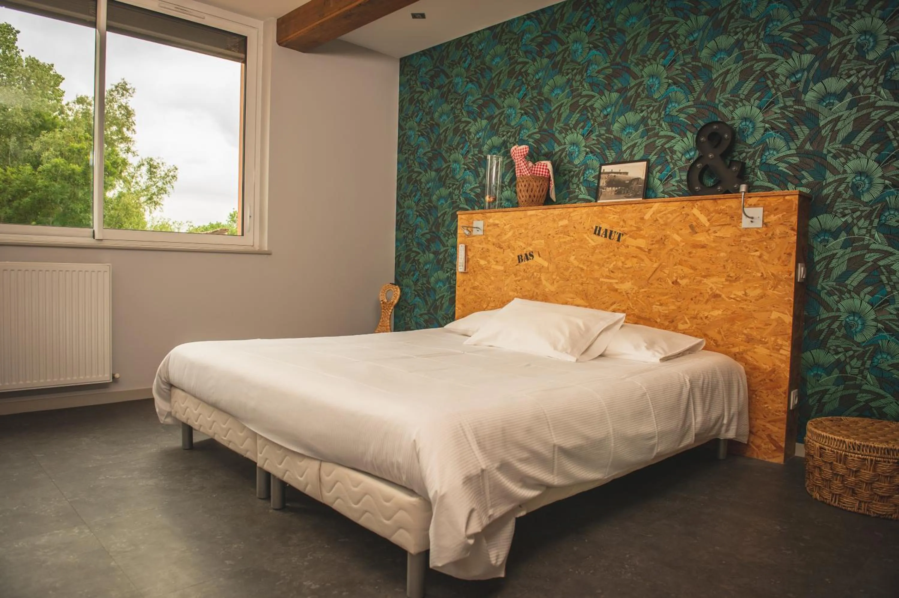 Bed in Le Jardin de la Reyssouze