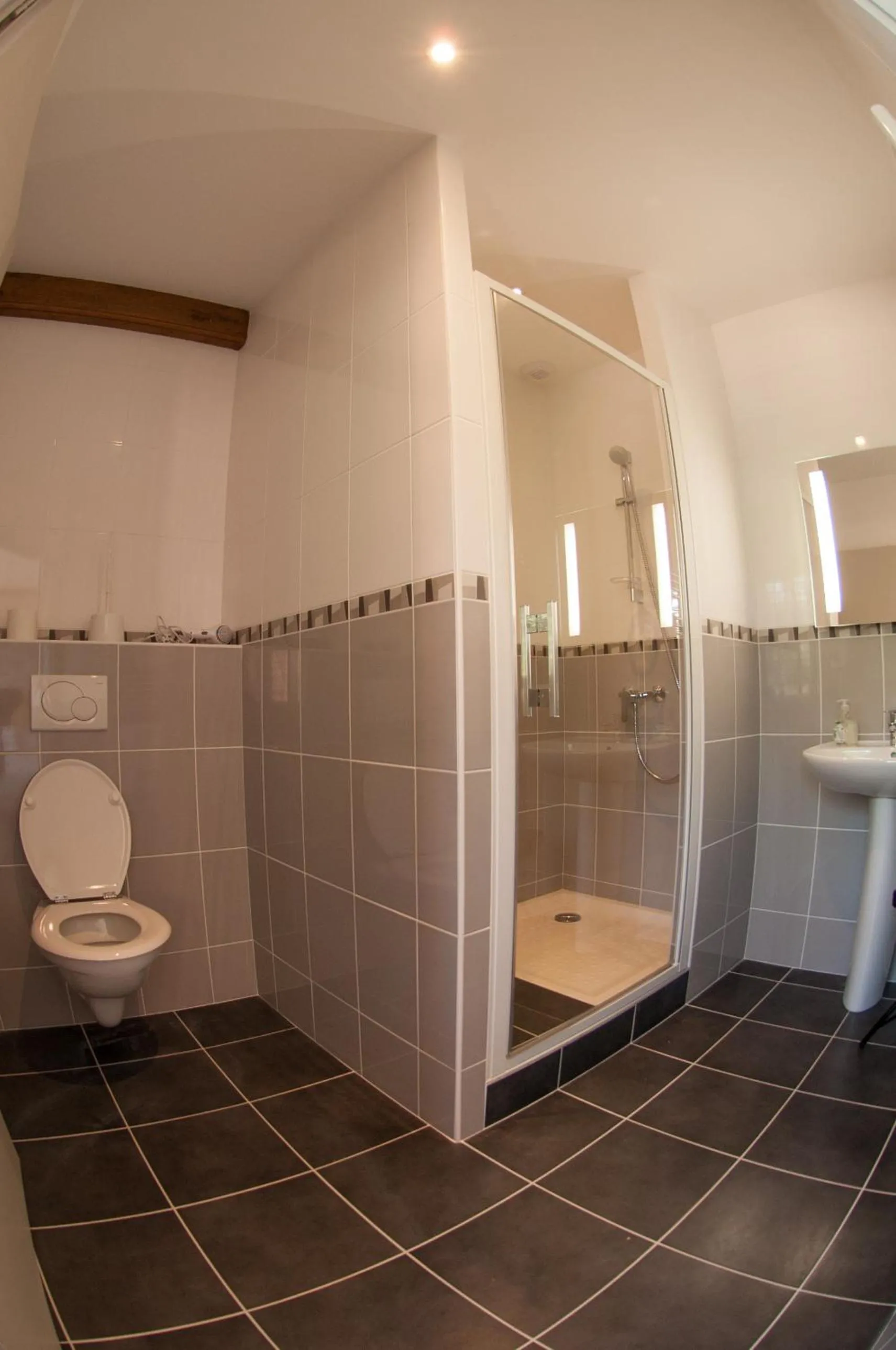 Bathroom in Le Jardin de la Reyssouze