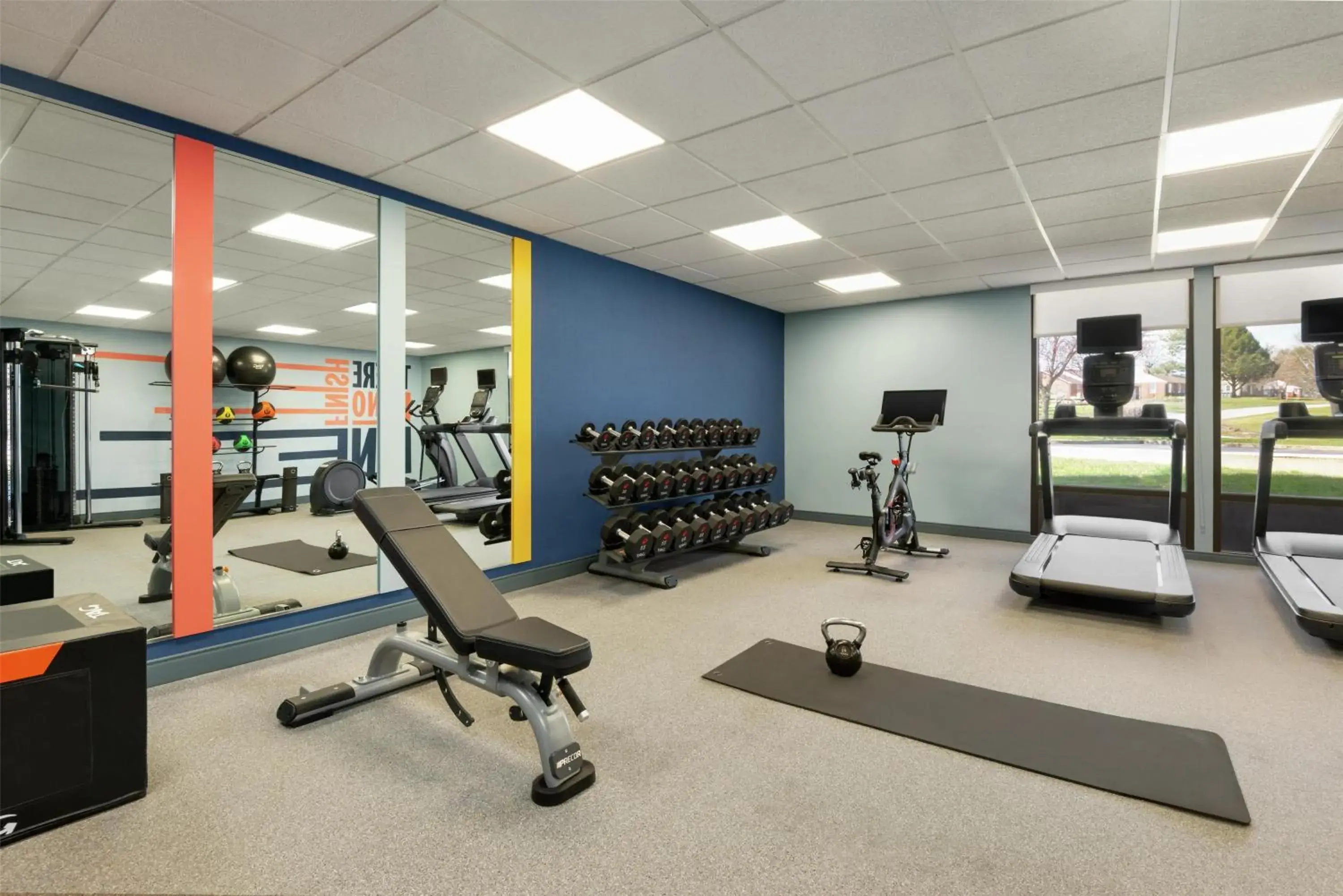 Fitness centre/facilities in Hampton Inn Lancaster Fitness centre/facilities in Hampton Inn Lancaster