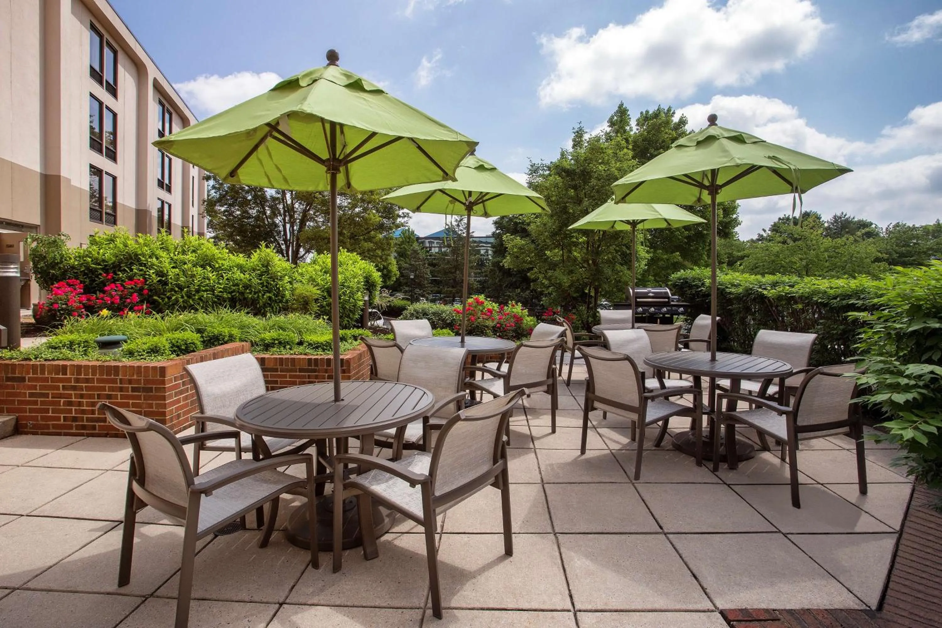 Patio in Hampton Inn Lancaster