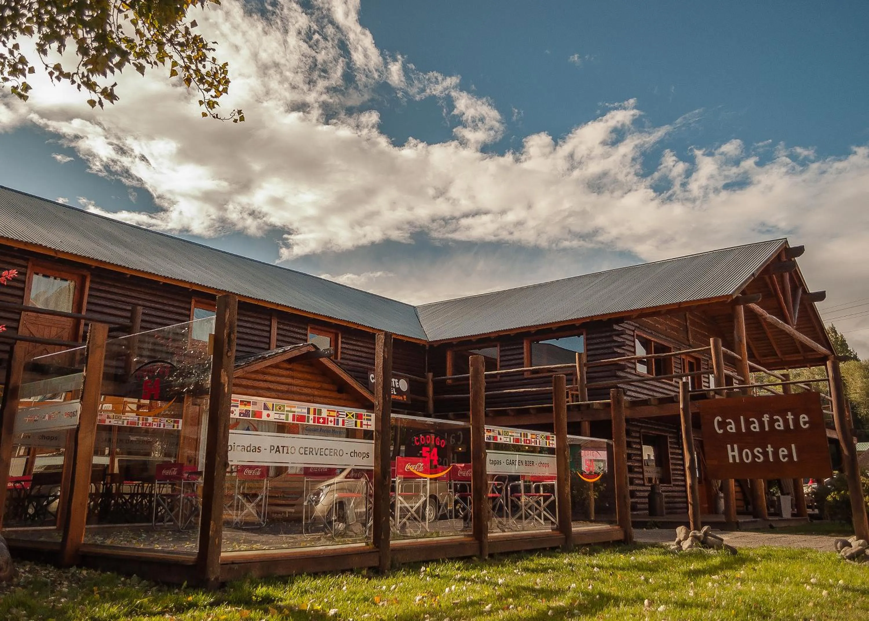 Facade/entrance in Calafate Hostel