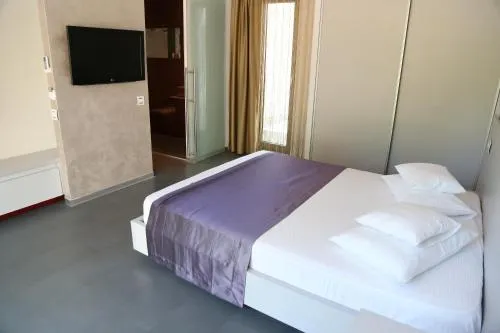 Enigma Resort