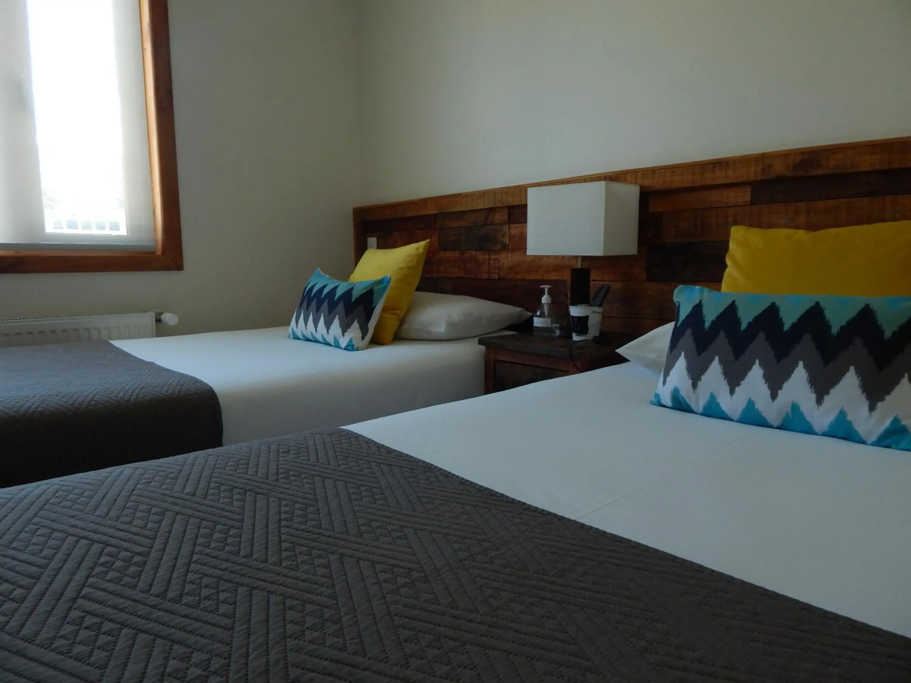 Double or Twin Room with Private Bathroom - single occupancy in Hostal Buenavista Patagonia Double or Twin Room with Private Bathroom - single occupancy in Hostal Buenavista Patagonia