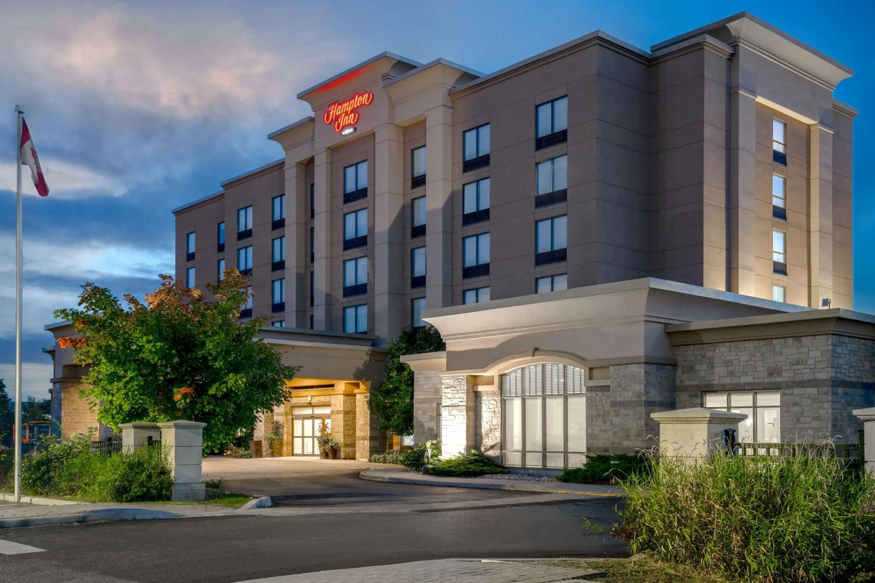 Property building in Hampton Inn by Hilton Brampton - Toronto