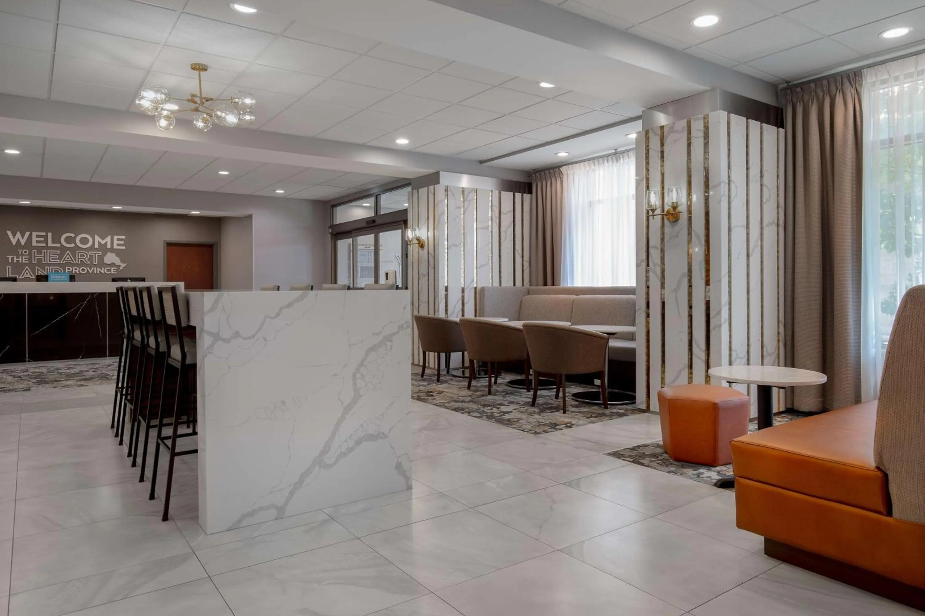 Lobby or reception in Hampton Inn by Hilton Brampton - Toronto