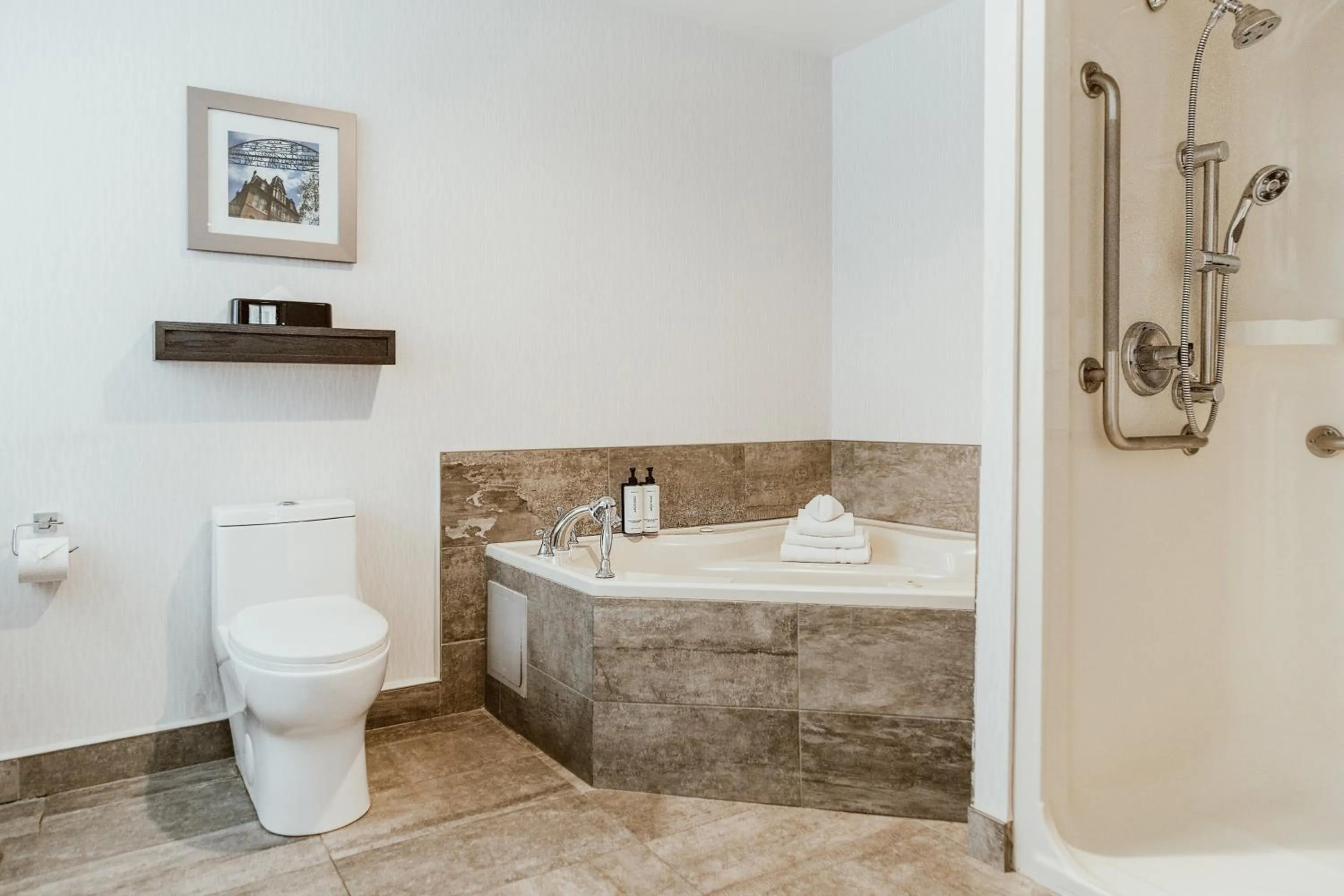 Photo of the whole room in Crowne Plaza Fredericton Lord Beaverbrook by IHG