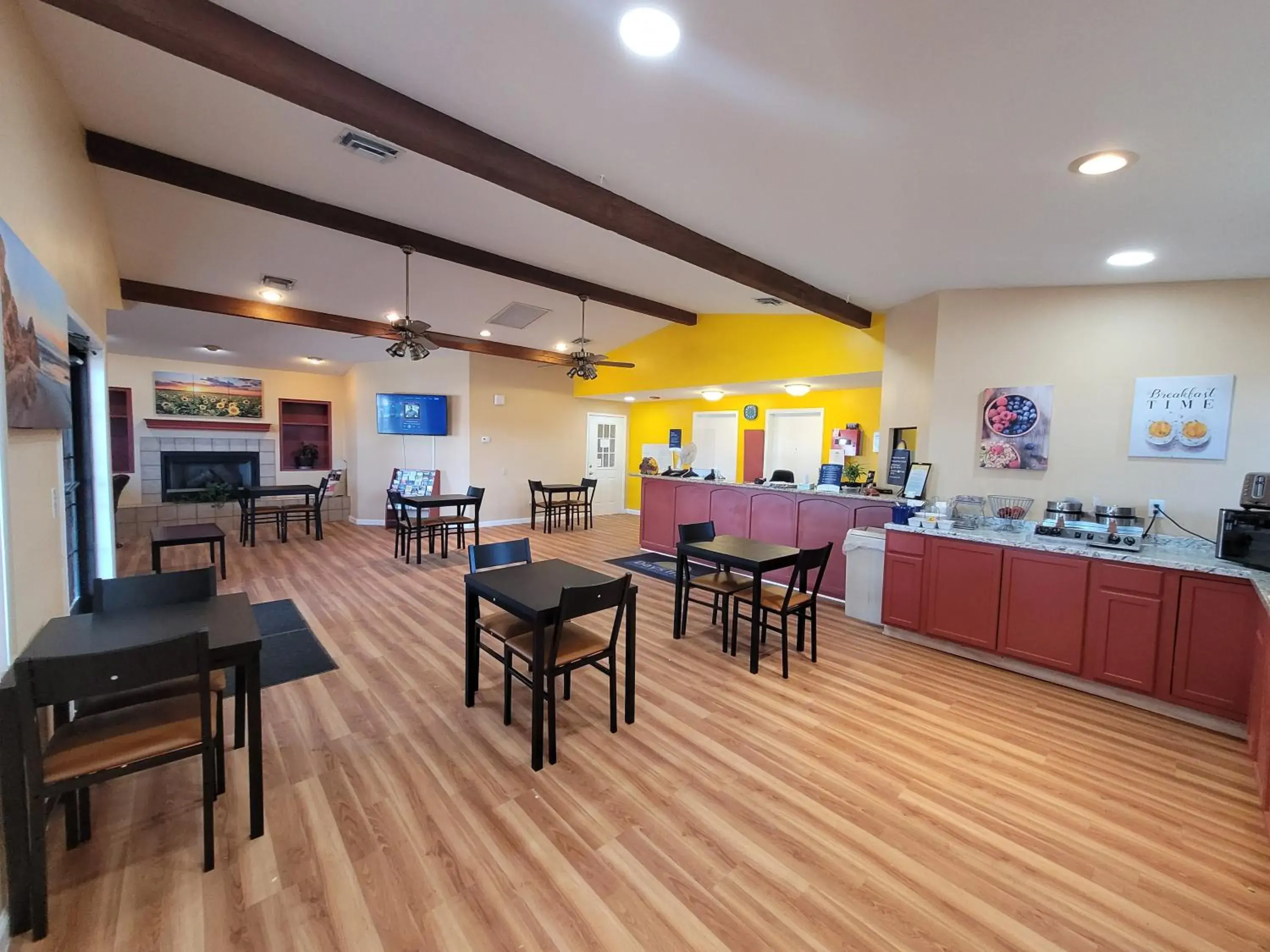 Breakfast in Days Inn by Wyndham Willcox Breakfast in Days Inn by Wyndham Willcox