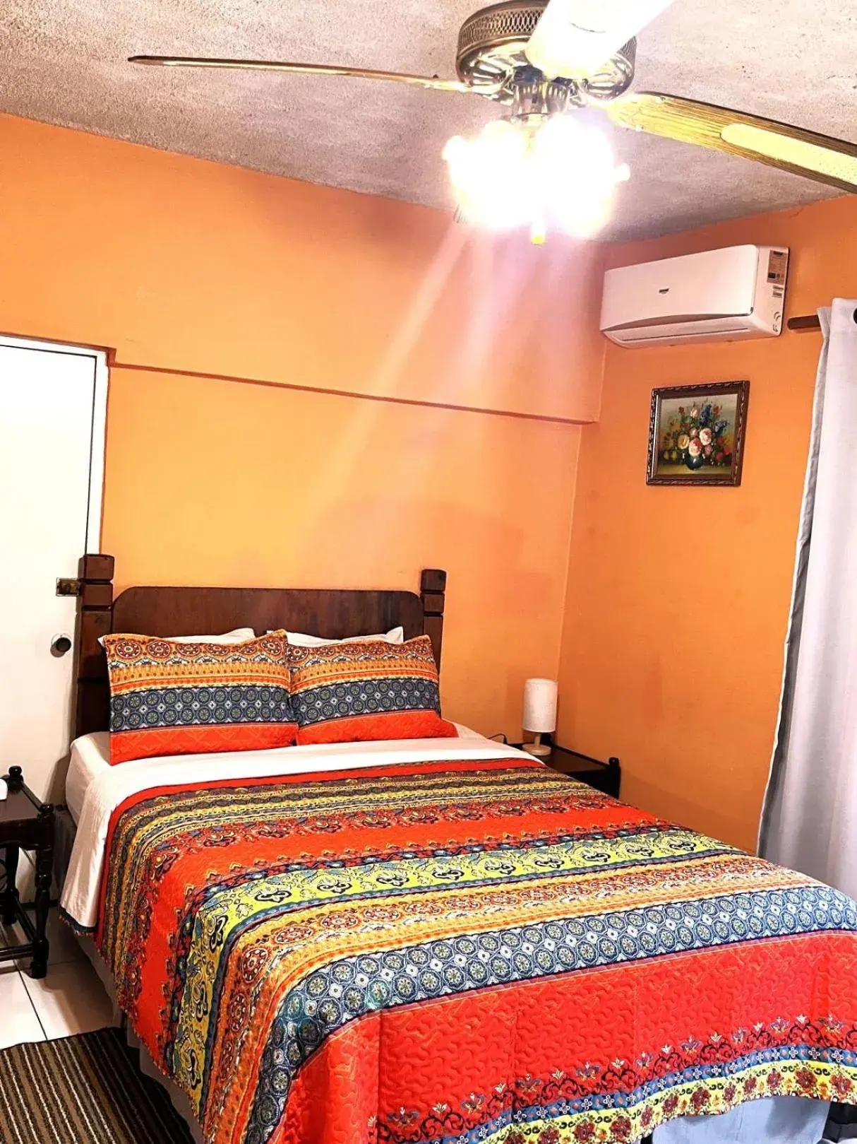 One-Bedroom Apartment with Garden - single occupancy in Ellen Bay Cottages One-Bedroom Apartment with Garden - single occupancy in Ellen Bay Cottages