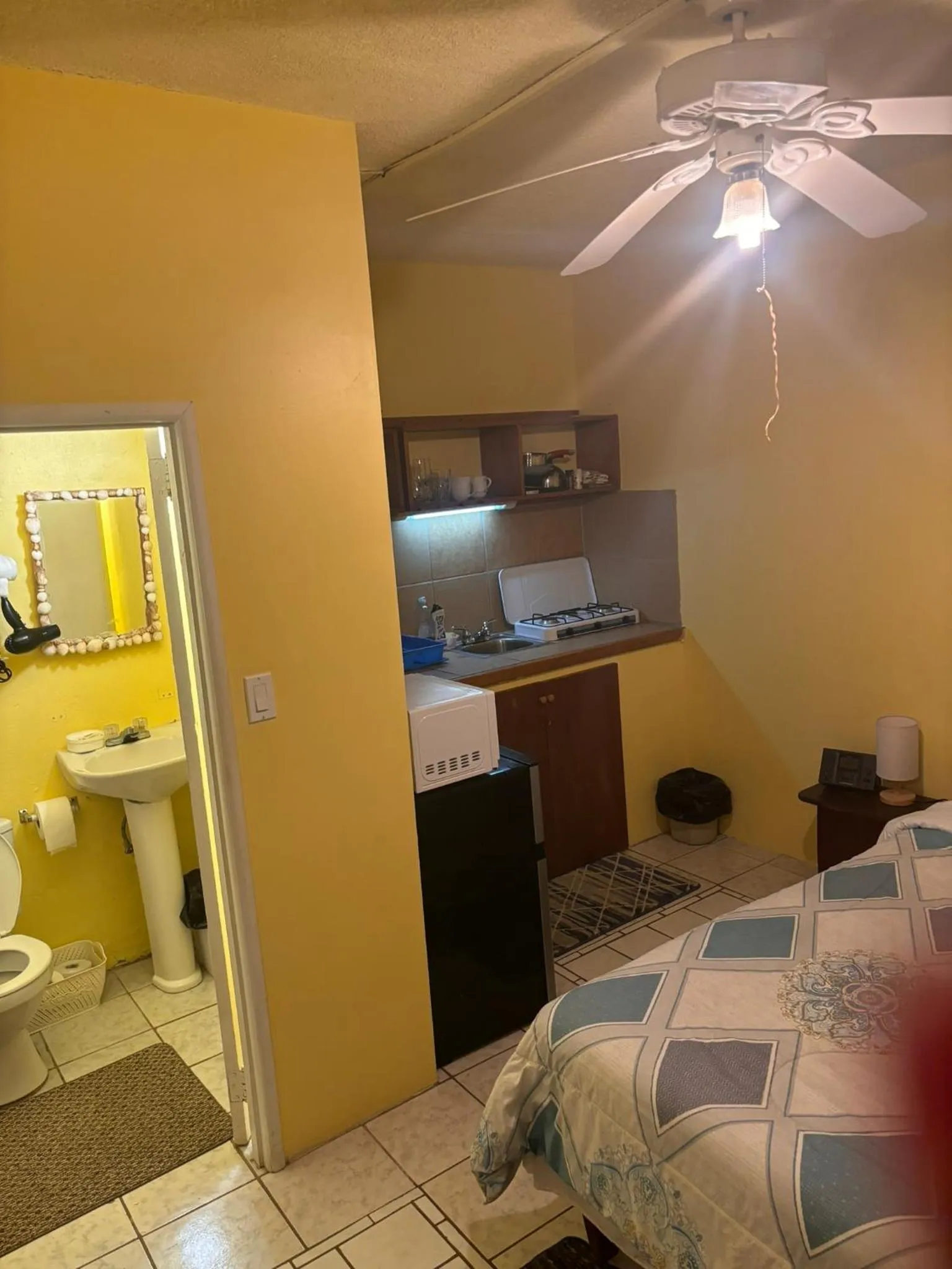 Bed in Ellen Bay Cottages