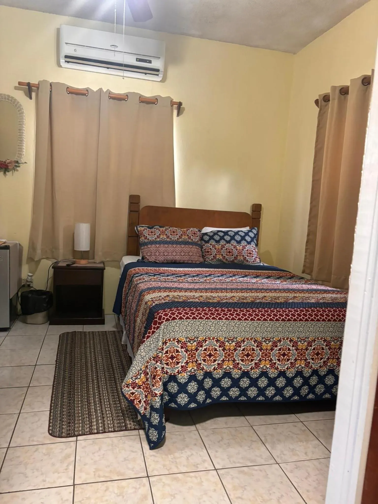 Bed in Ellen Bay Cottages