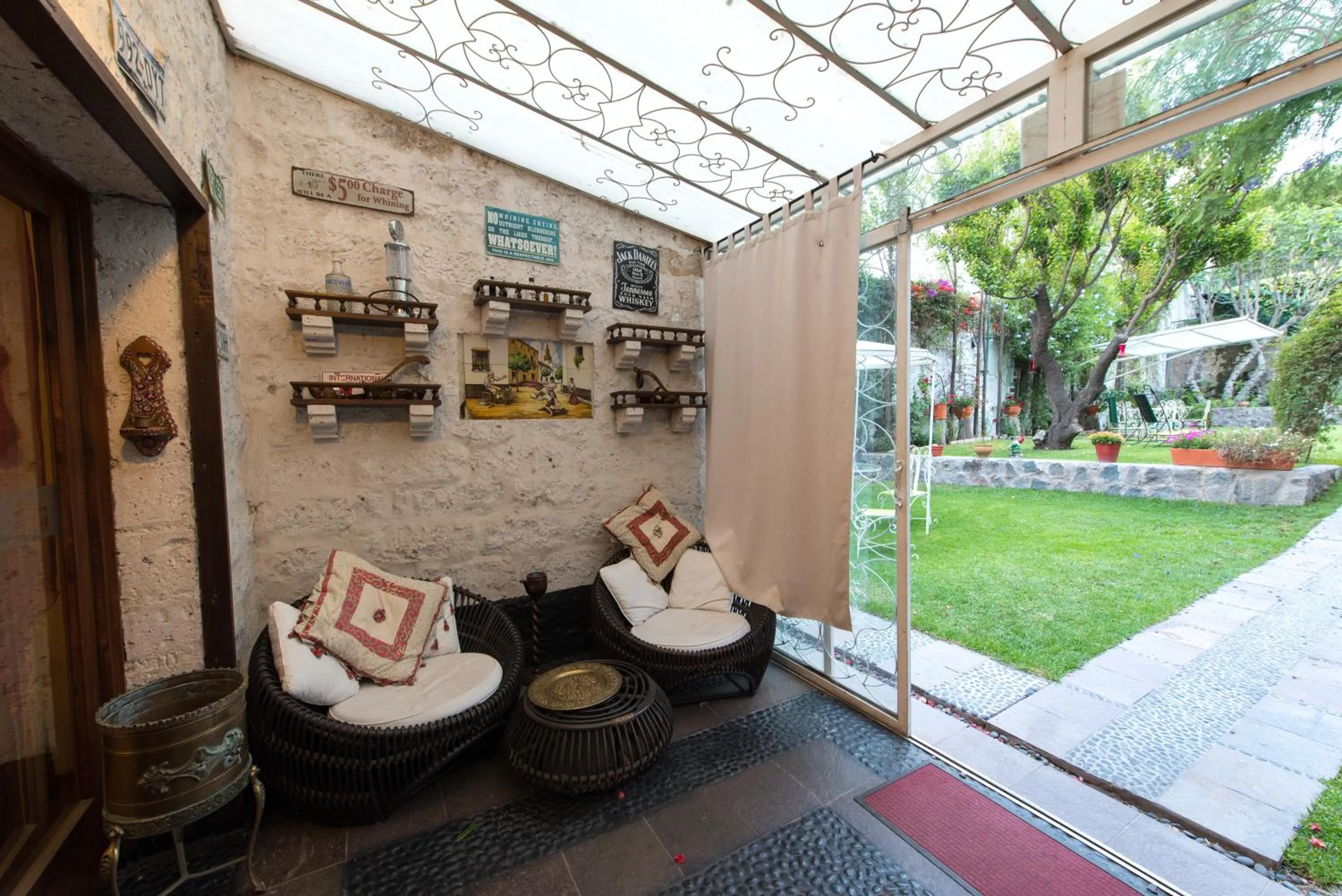 Seating area in Hotel Boutique Villa Elisa