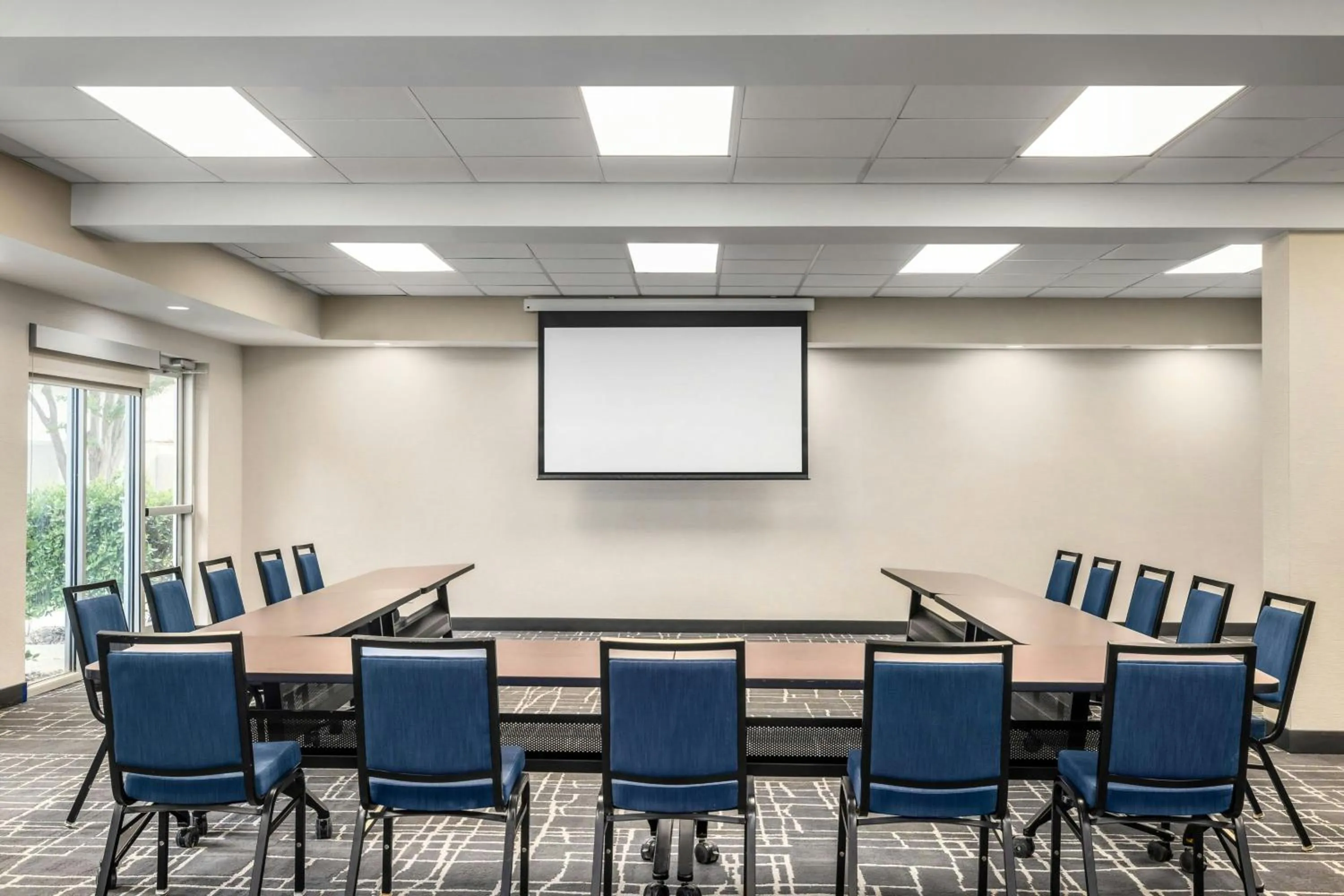 Meeting/conference room in TownePlace Suites by Marriott Charlotte LoSo Airport