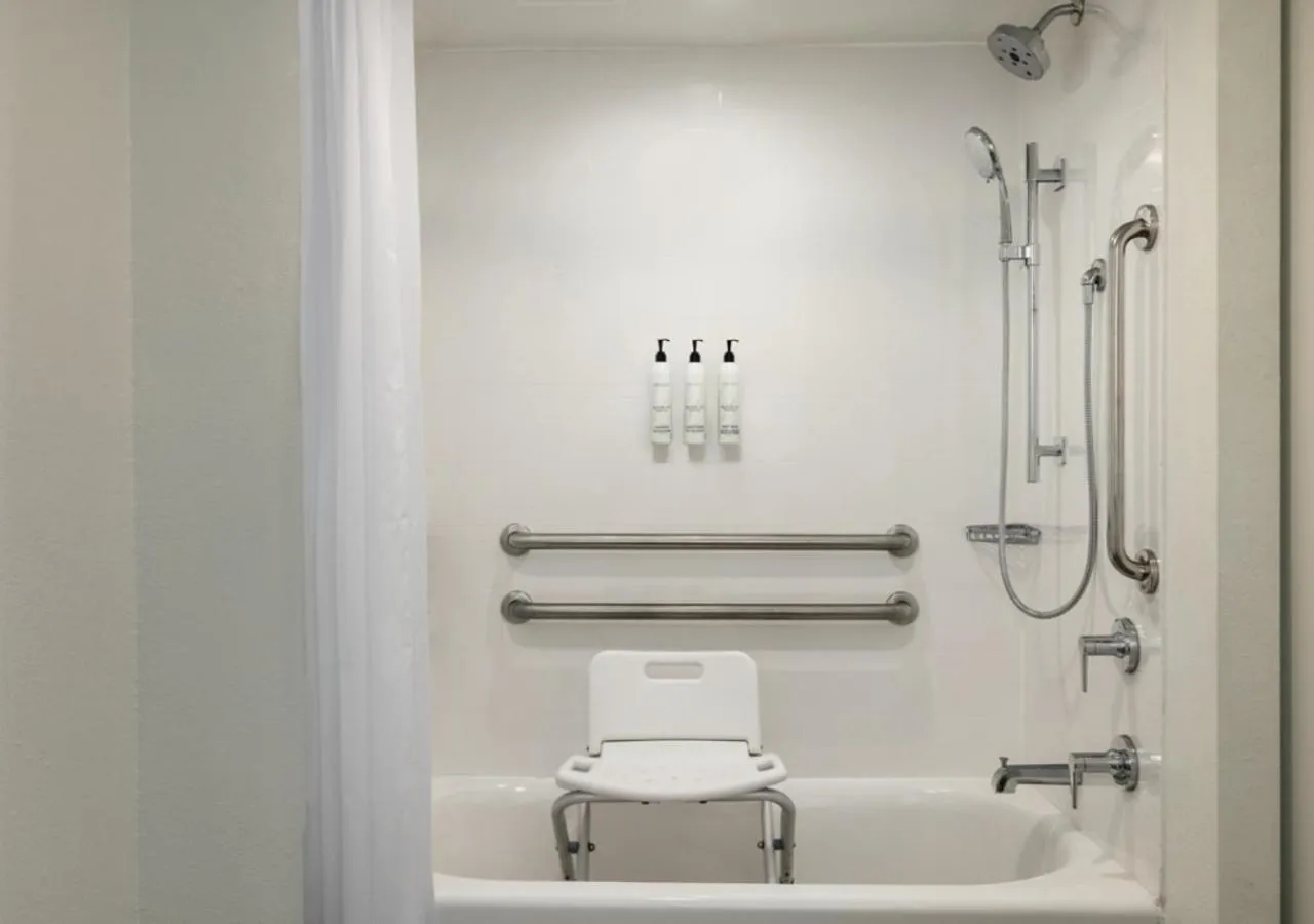 Bath in TownePlace Suites by Marriott Charlotte LoSo Airport