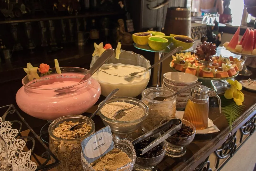 Buffet breakfast in Pousada Hospedaria da Villa