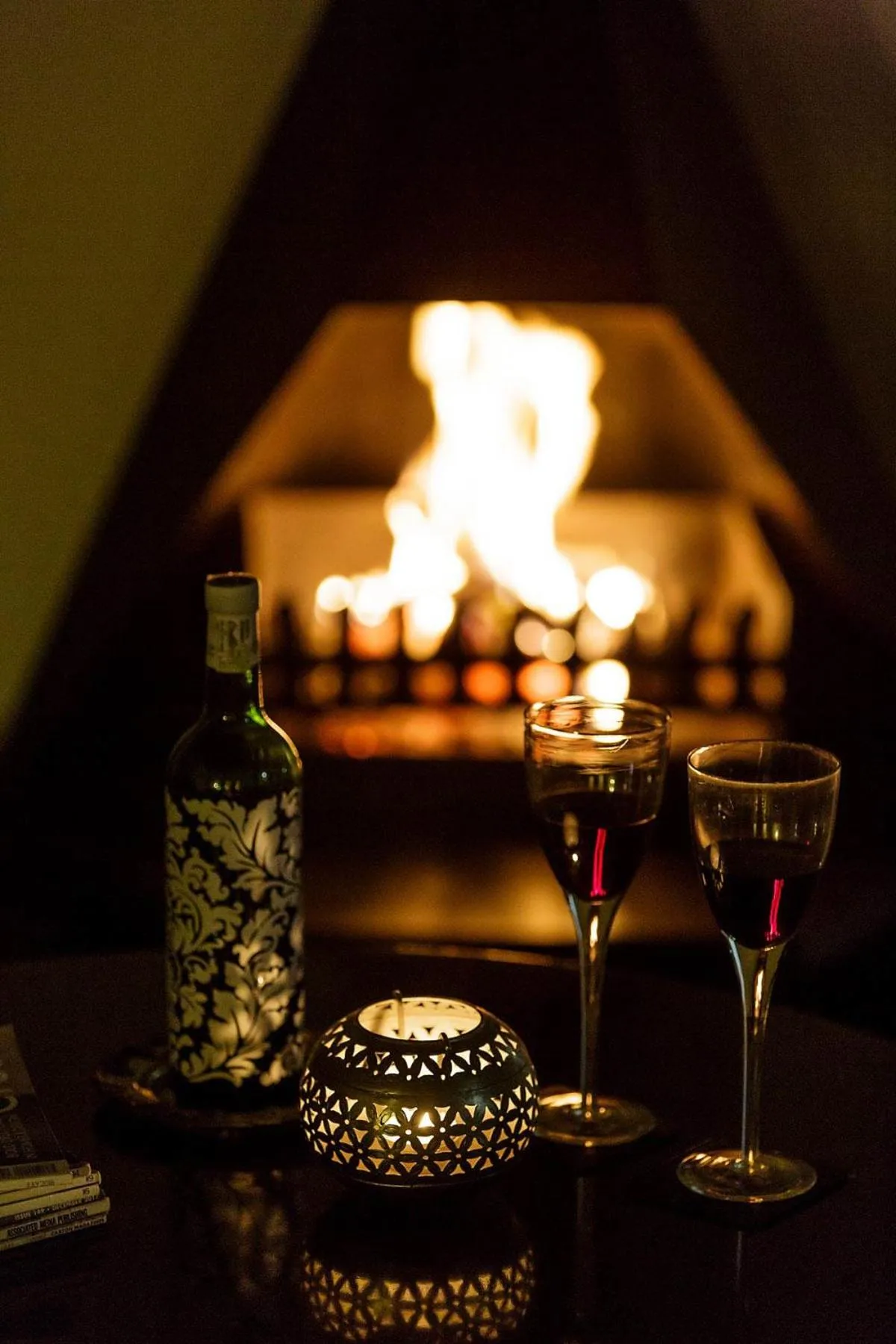 Decorative detail in Blue Lily Retreat