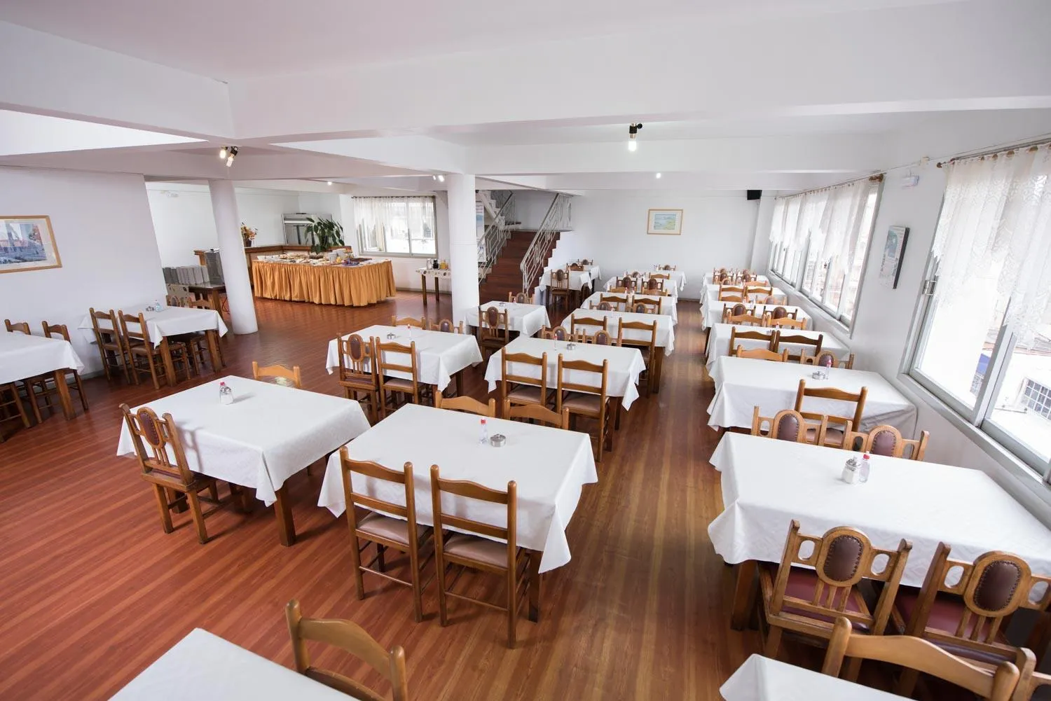 Breakfast in City Hotel