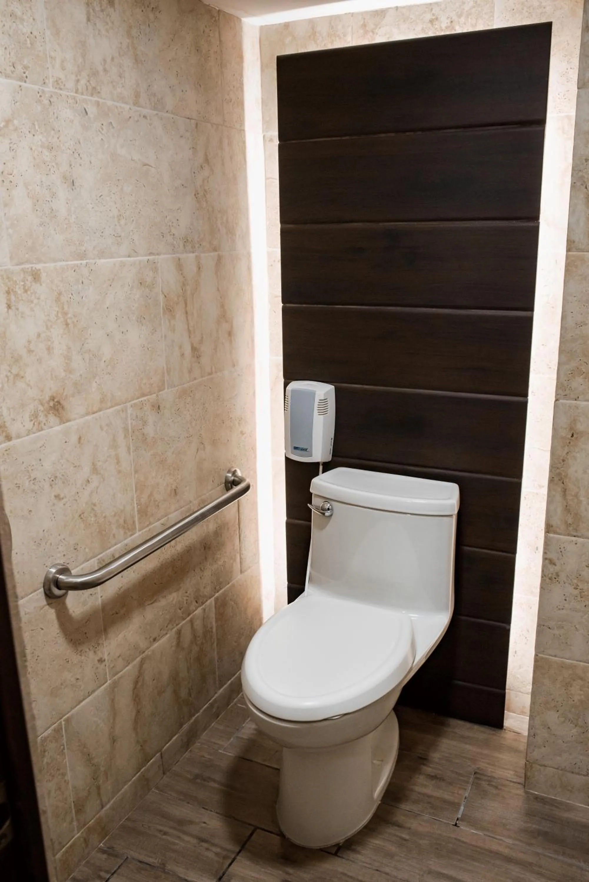 Public Bath in Hotel Villa Española