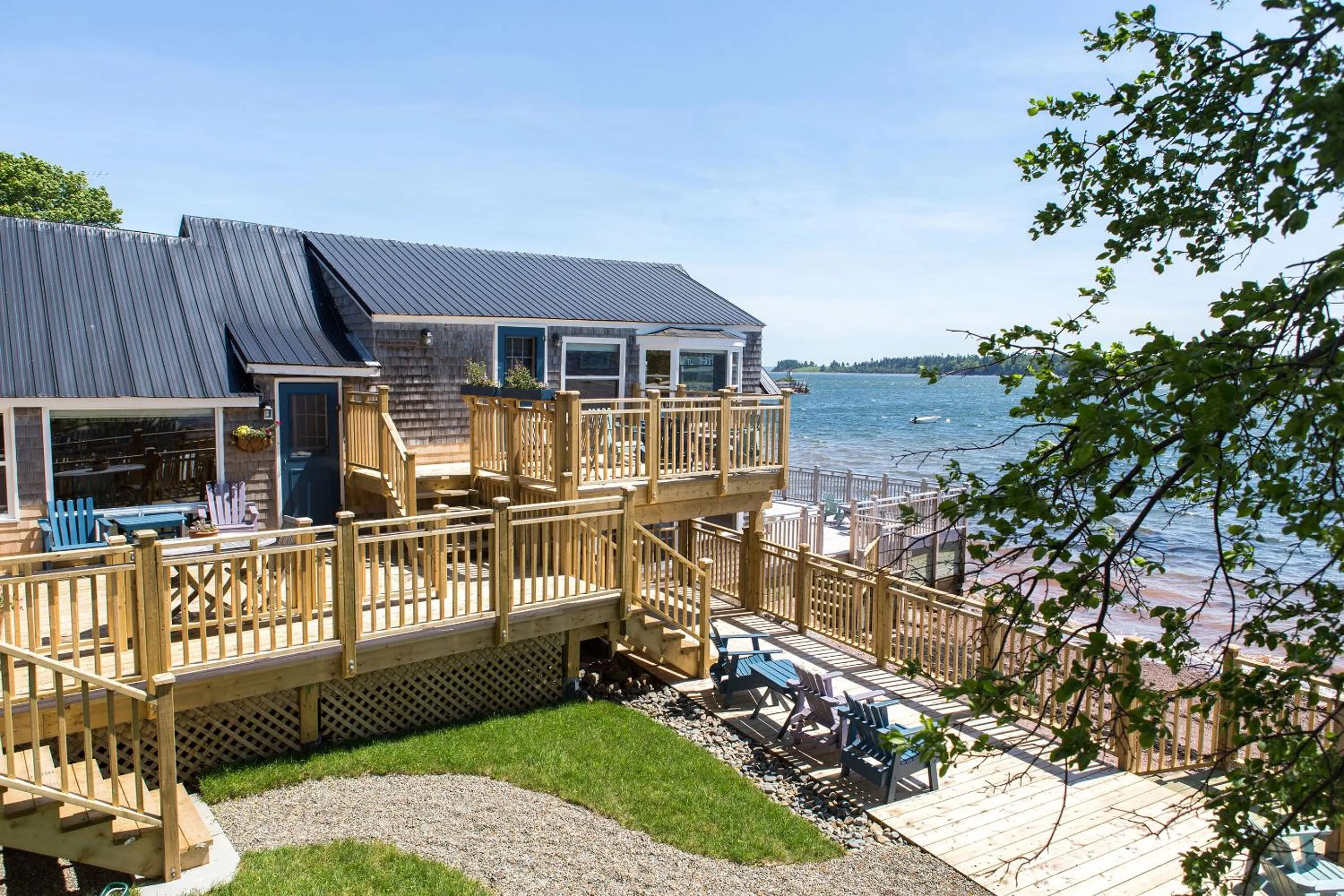 Property building in Seaside Beach Resort