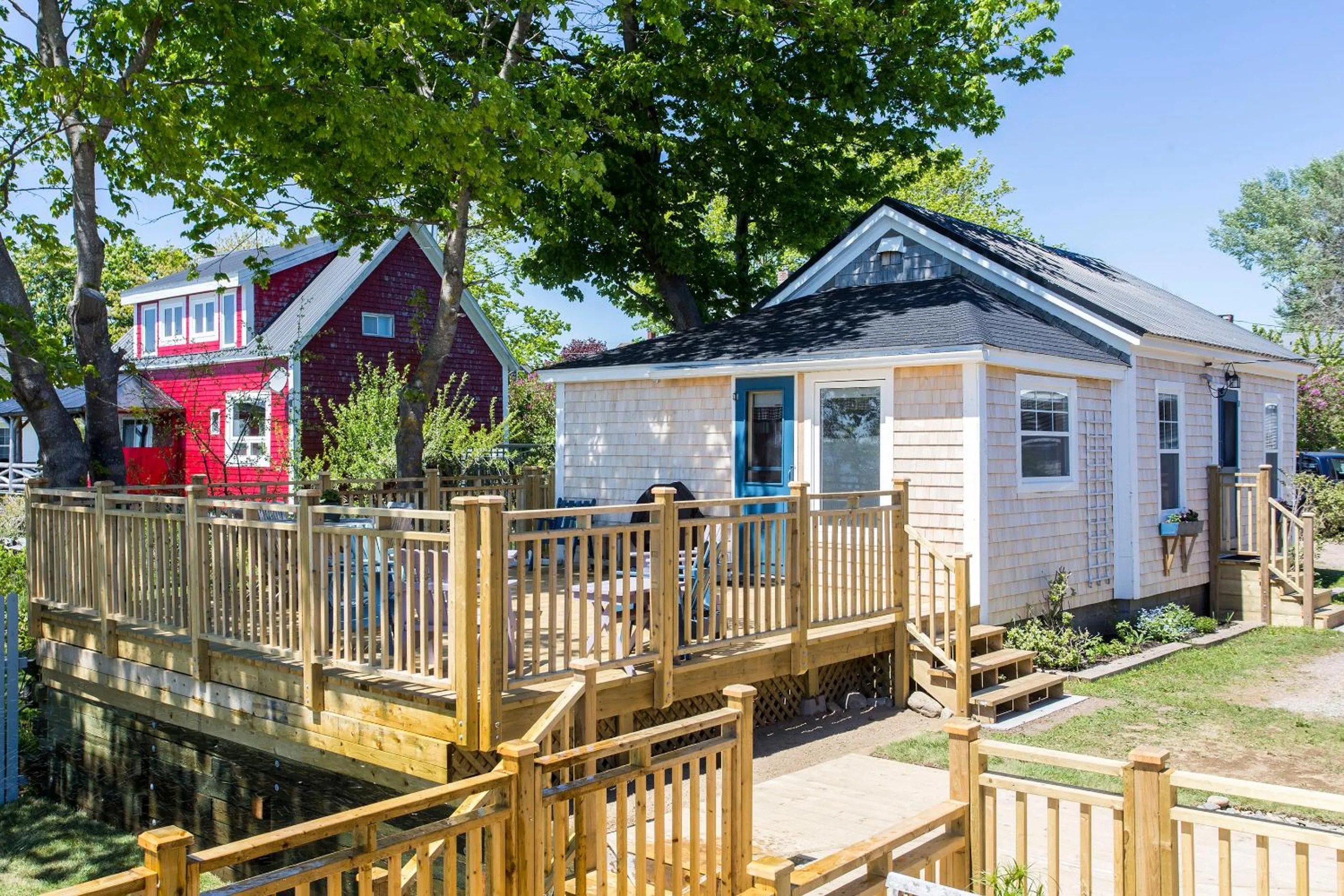 Property building in Seaside Beach Resort