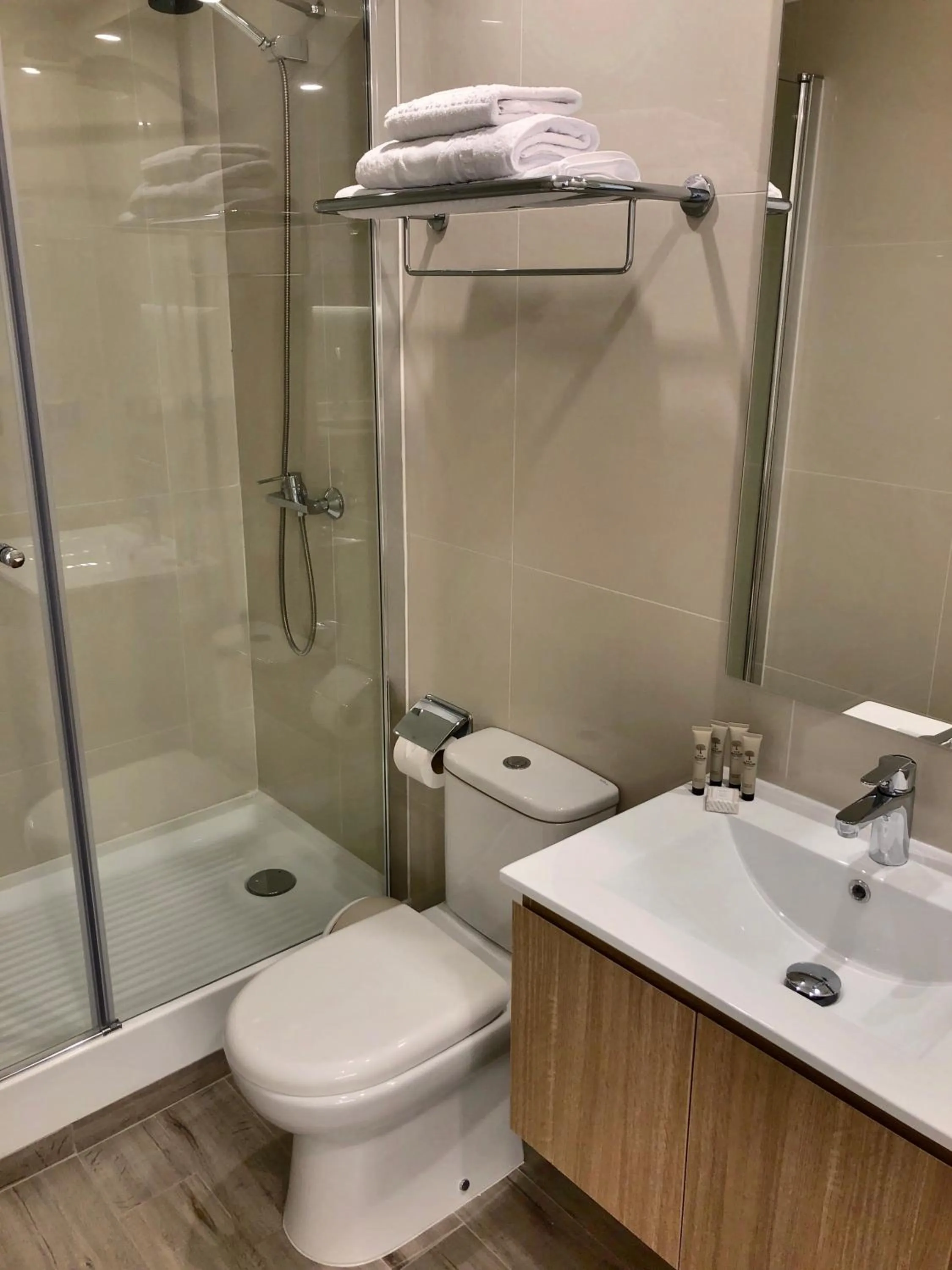 Shower in RQ Antofagasta