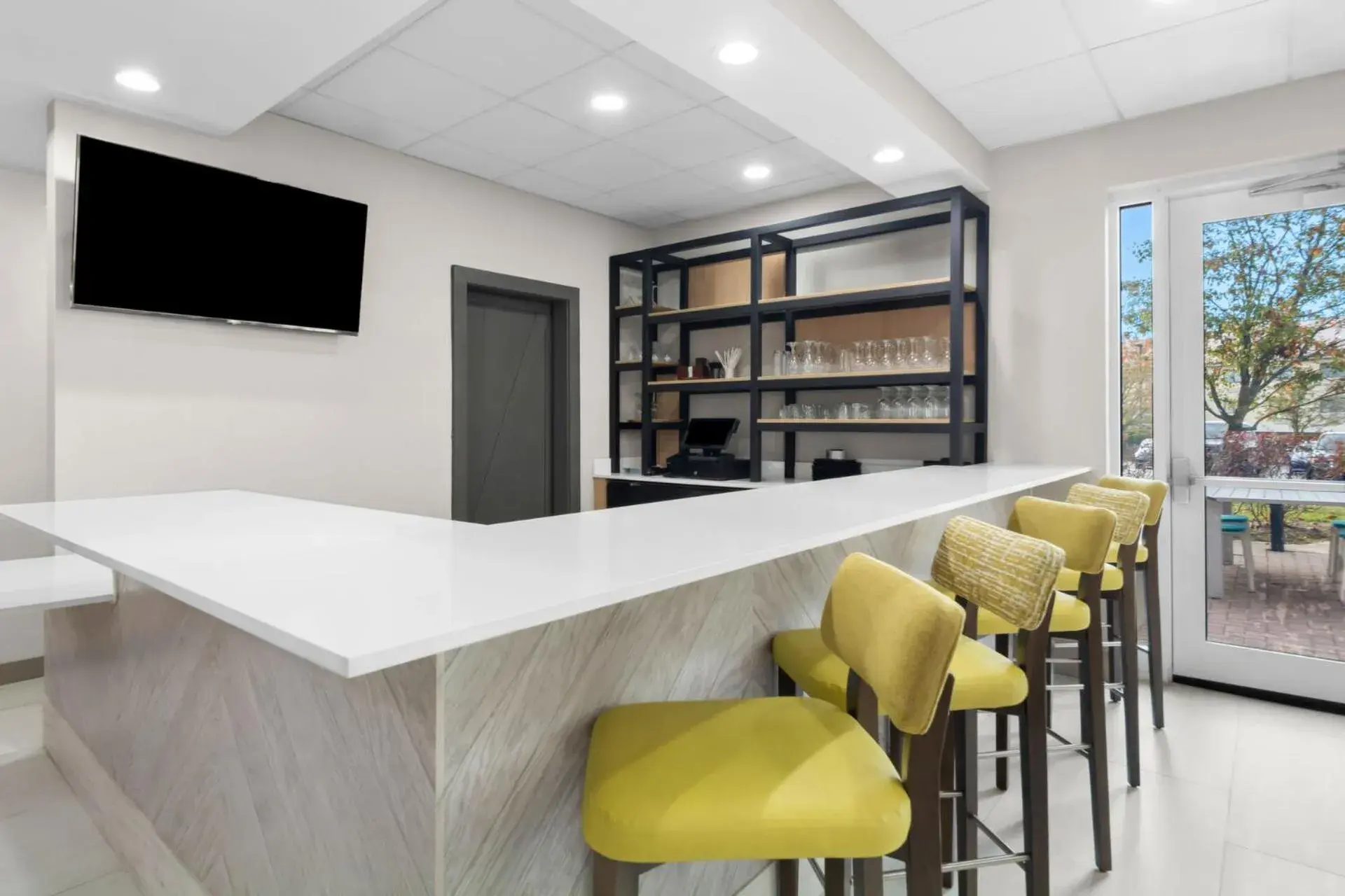 Lounge or bar in Hilton Garden Inn Lexington Georgetown Lounge or bar in Hilton Garden Inn Lexington Georgetown