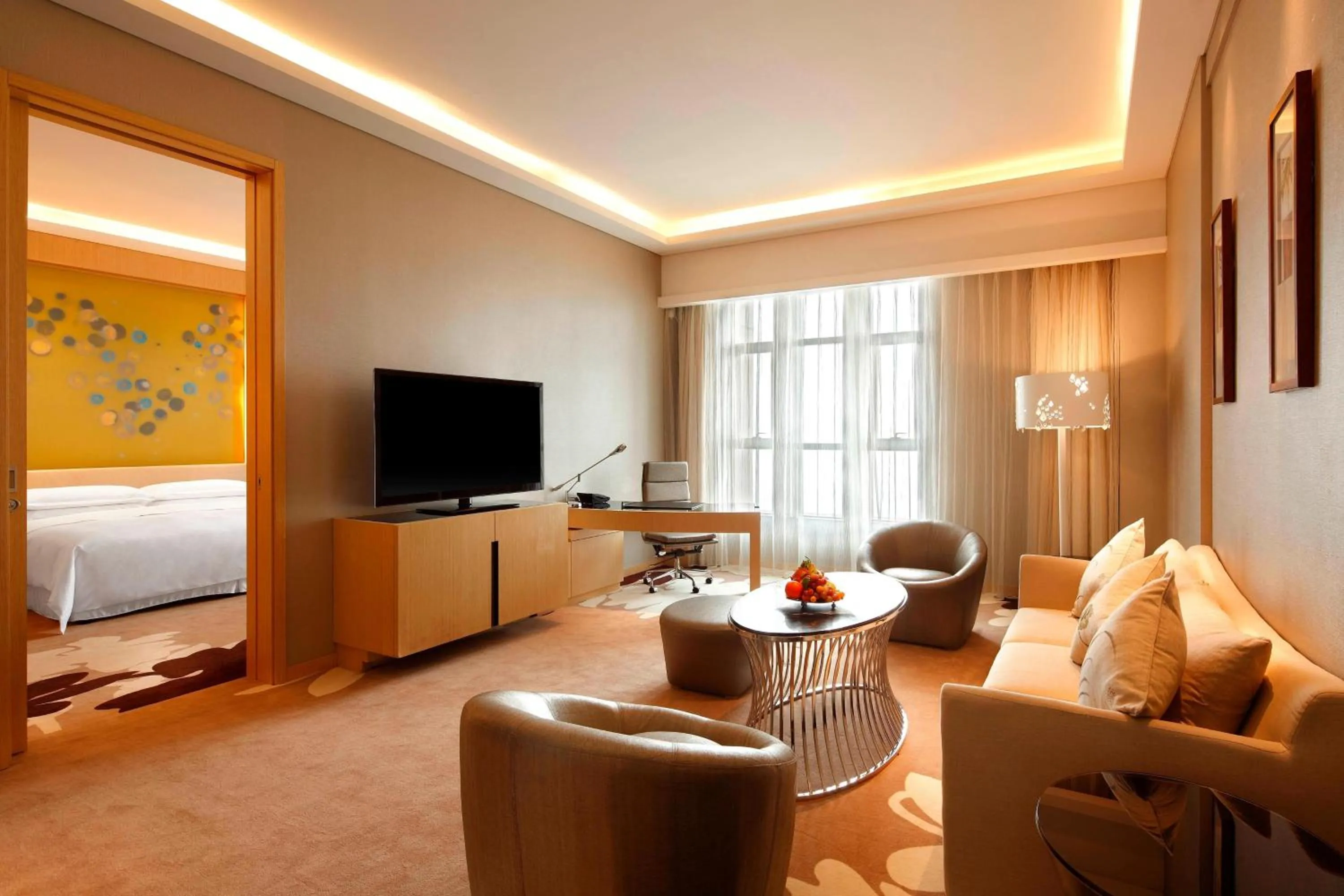 Photo of the whole room, Bed in Four Points by Sheraton Luohe