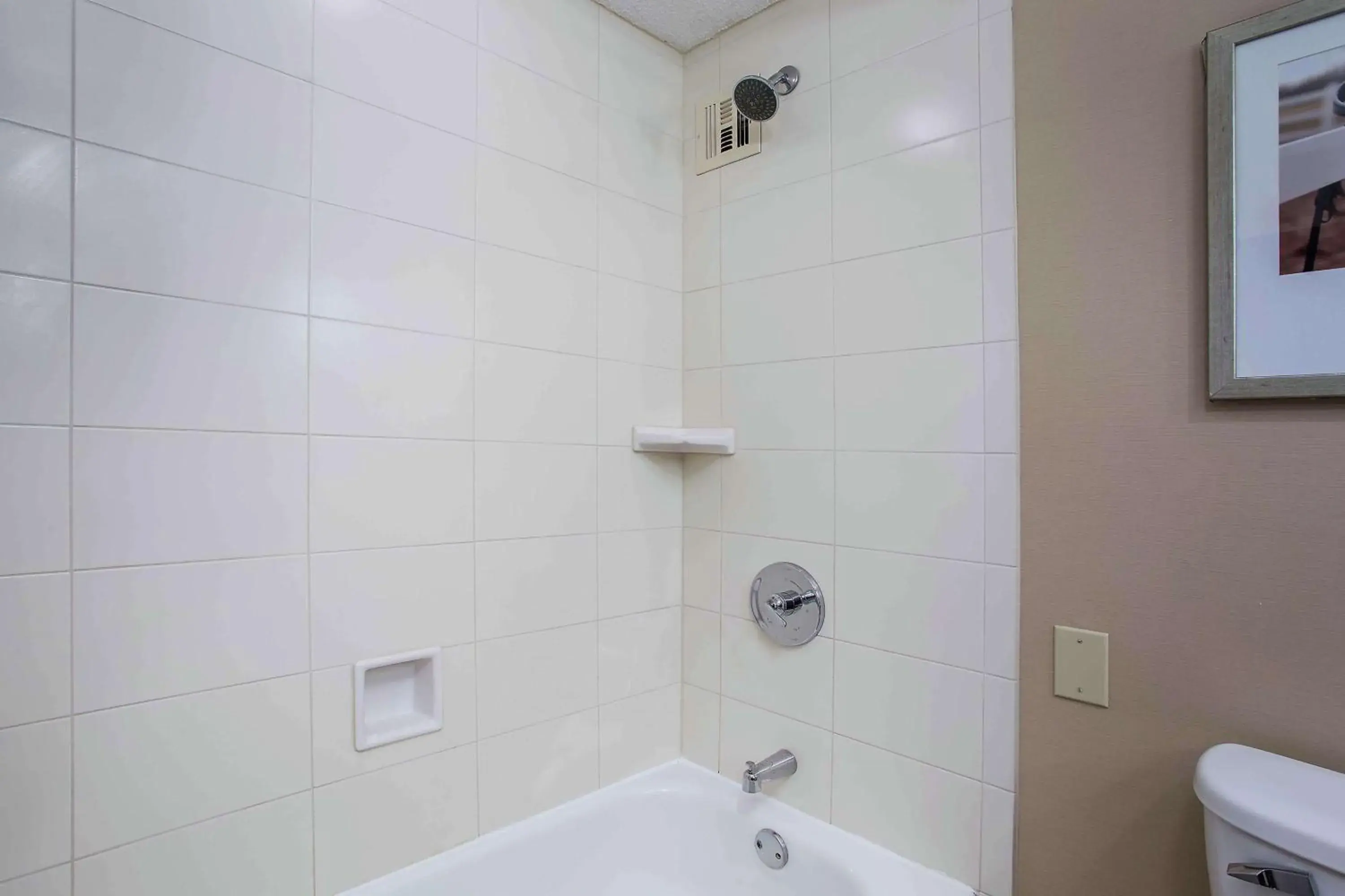 Bathroom in Embassy Suites Lexington Bathroom in Embassy Suites Lexington