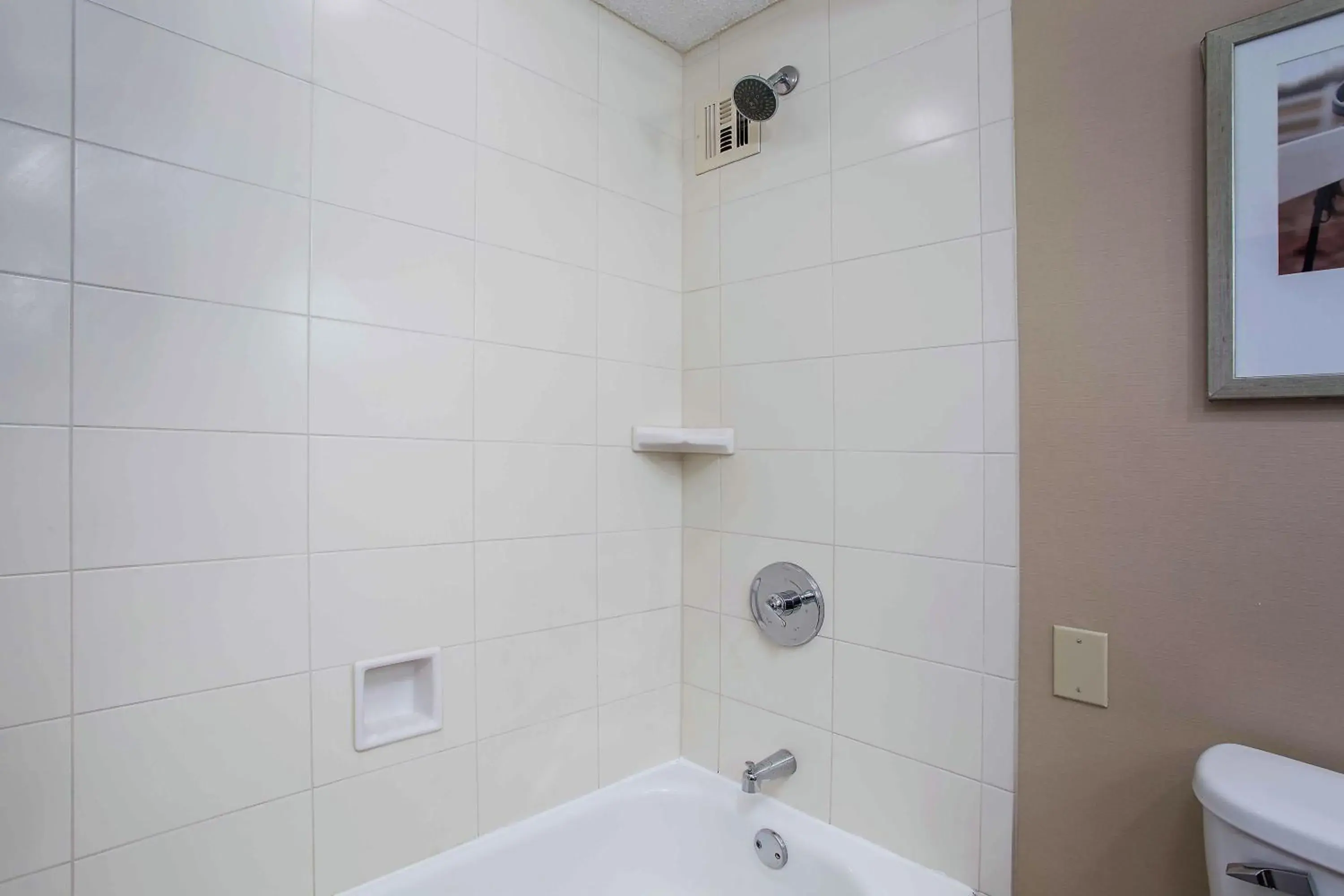 Bathroom in Embassy Suites Lexington Bathroom in Embassy Suites Lexington