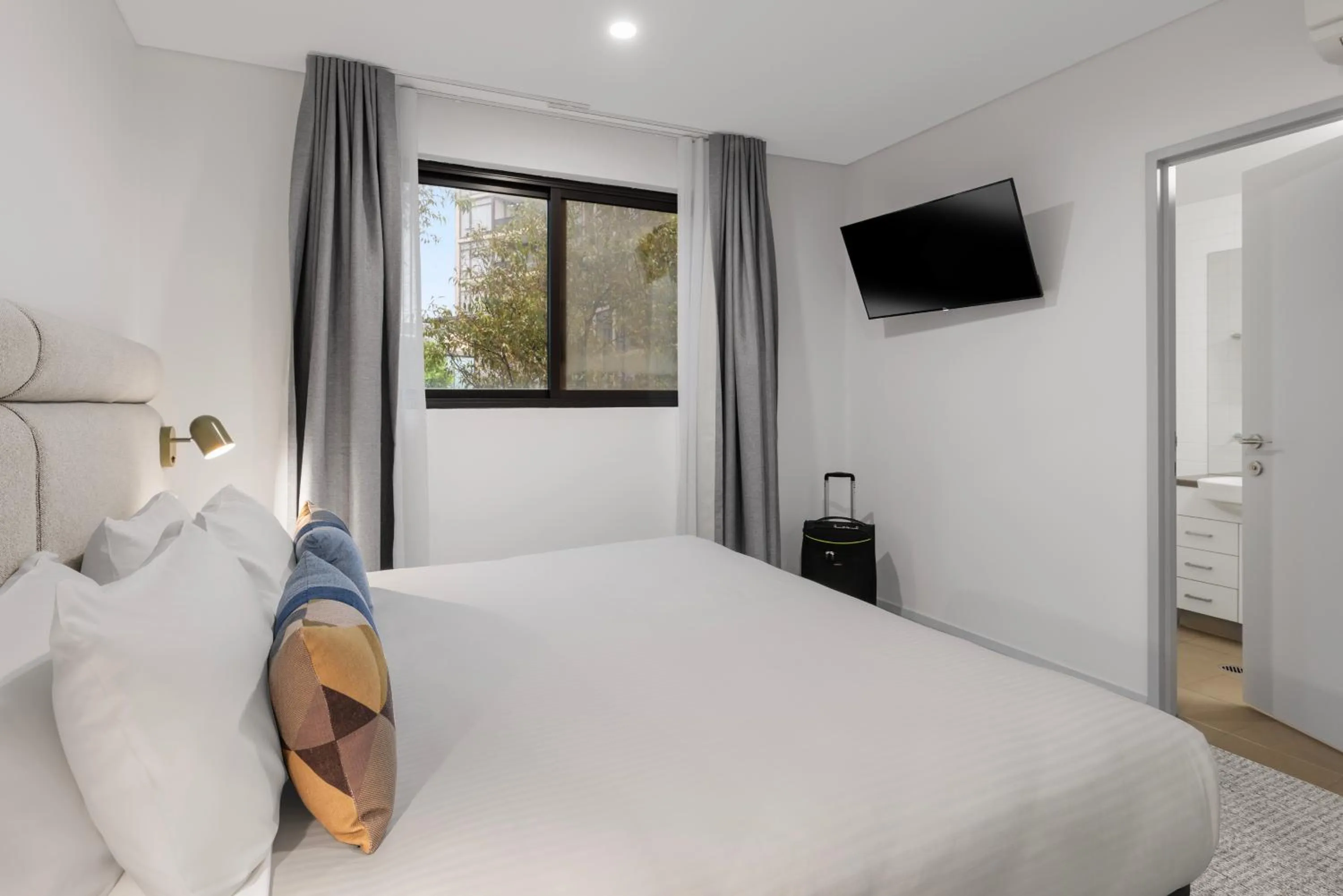 Bedroom, Bed in Quest at Sydney Olympic Park